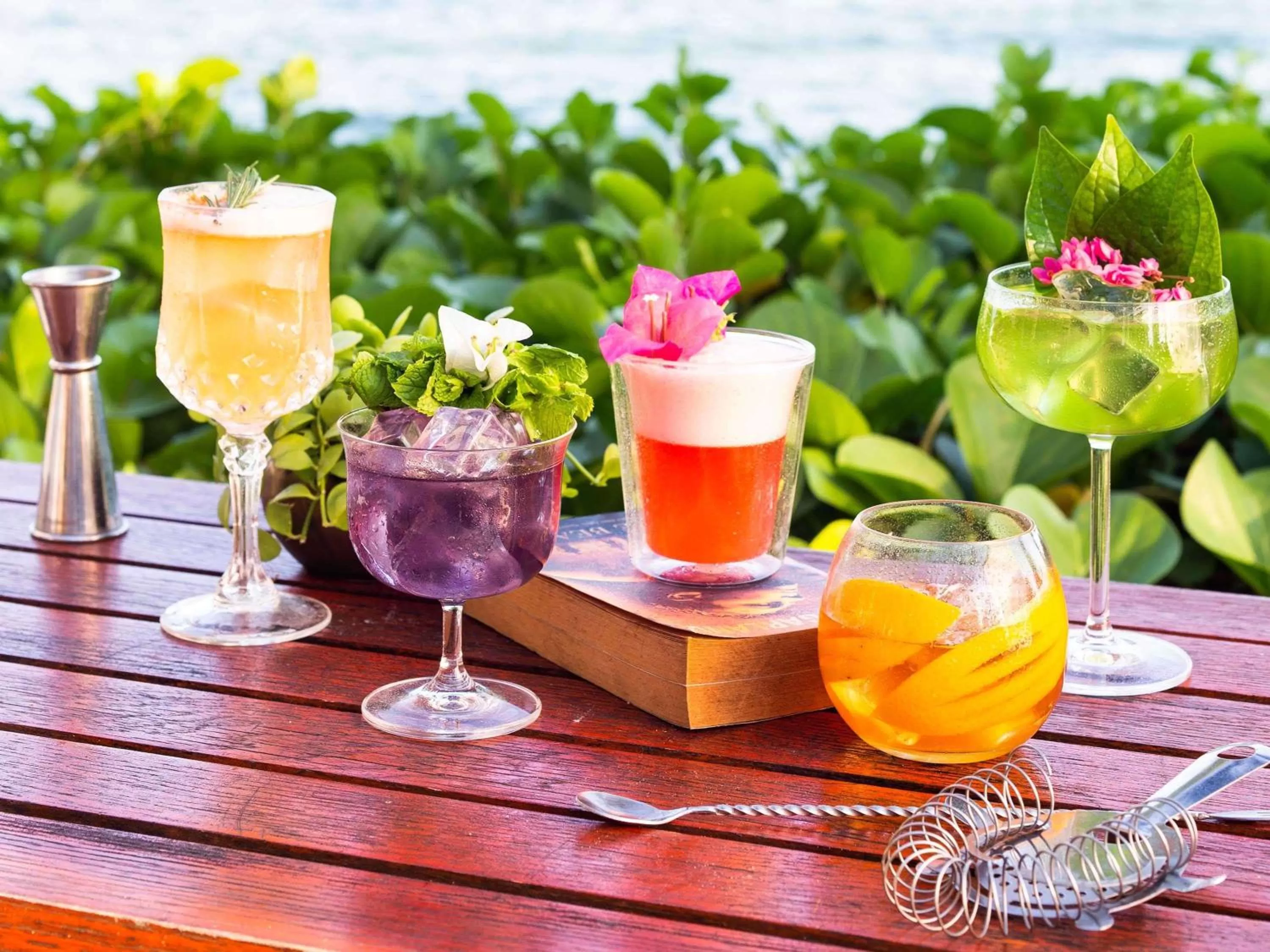 Lounge or bar in SO/ Sofitel Hua Hin