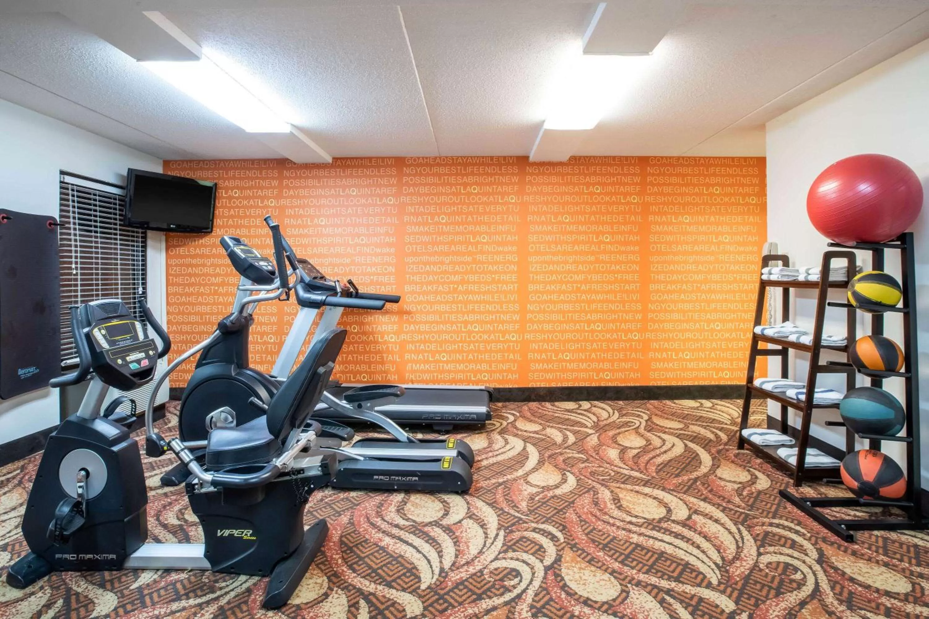 Fitness centre/facilities in La Quinta Inn by Wyndham Davenport & Conference Center