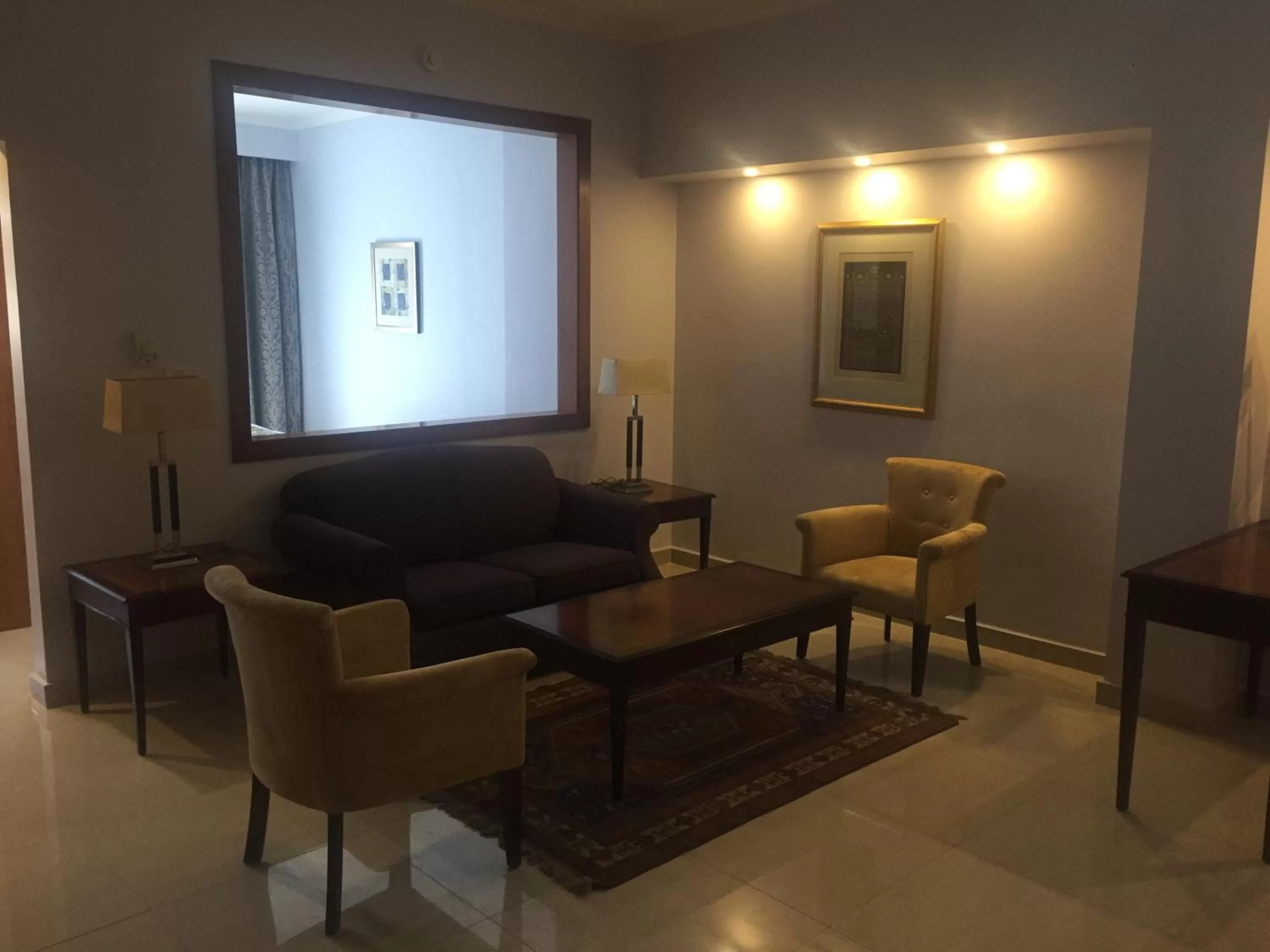 Living room in Guest House Hotel Amman by FHM