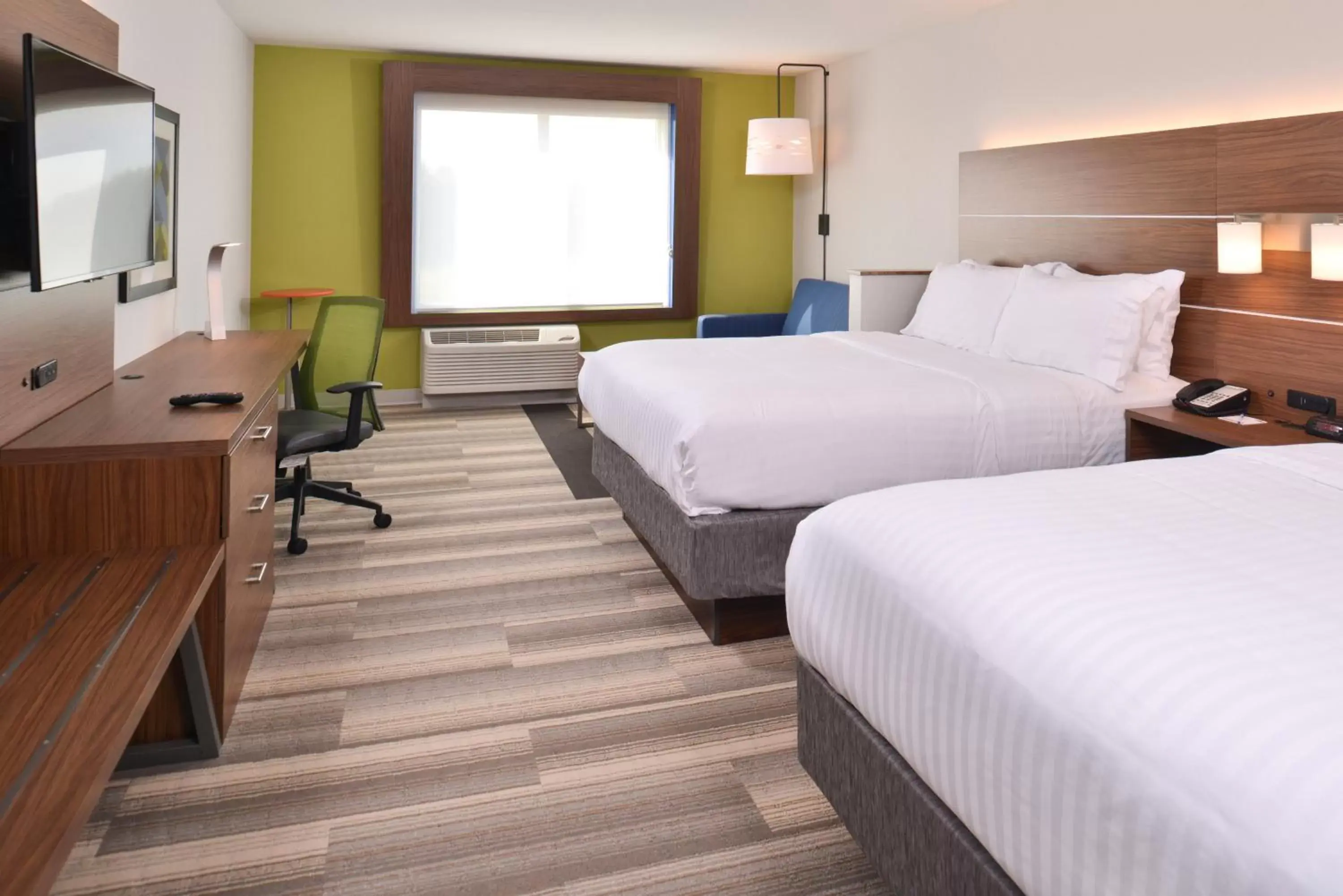 Queen Room with Two Queen Beds in Holiday Inn Express & Suites Omaha Airport, an IHG Hotel Queen Room with Two Queen Beds in Holiday Inn Express & Suites Omaha Airport, an IHG Hotel