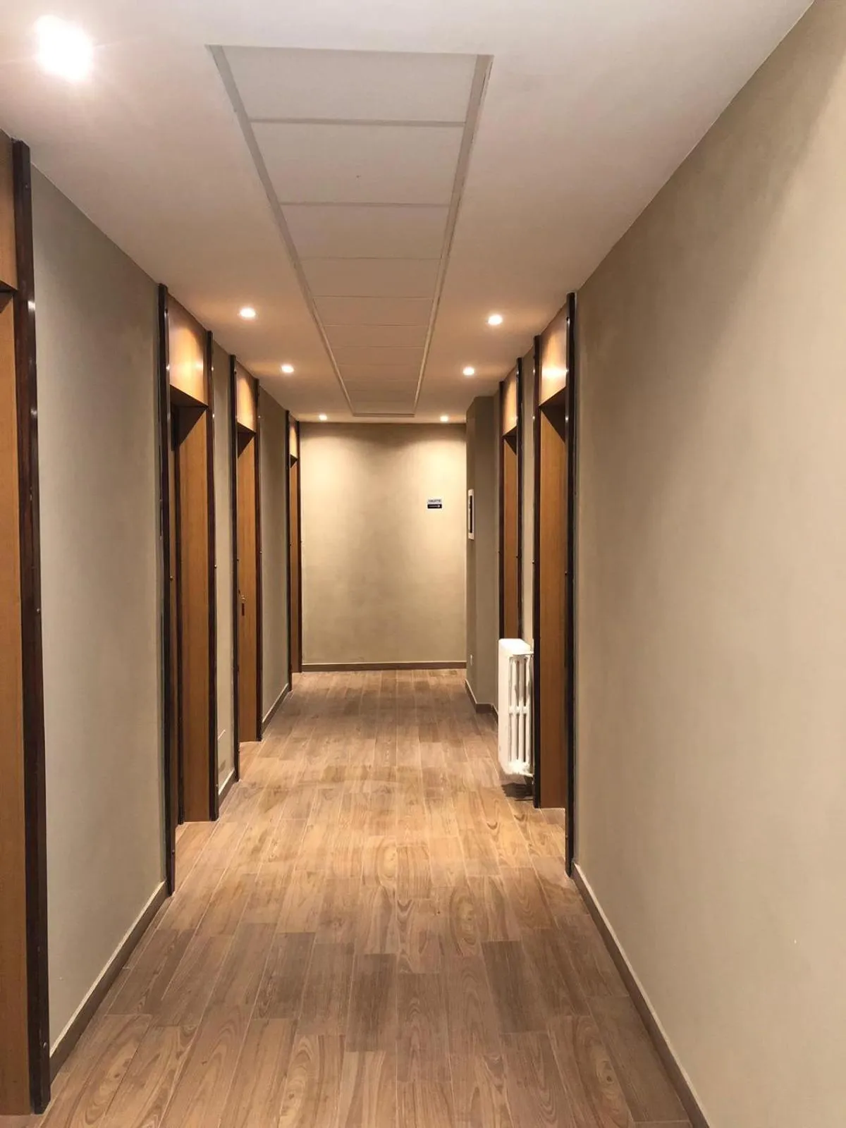 Communal lounge/ TV room in Albergo Corvetto Corso Lodi