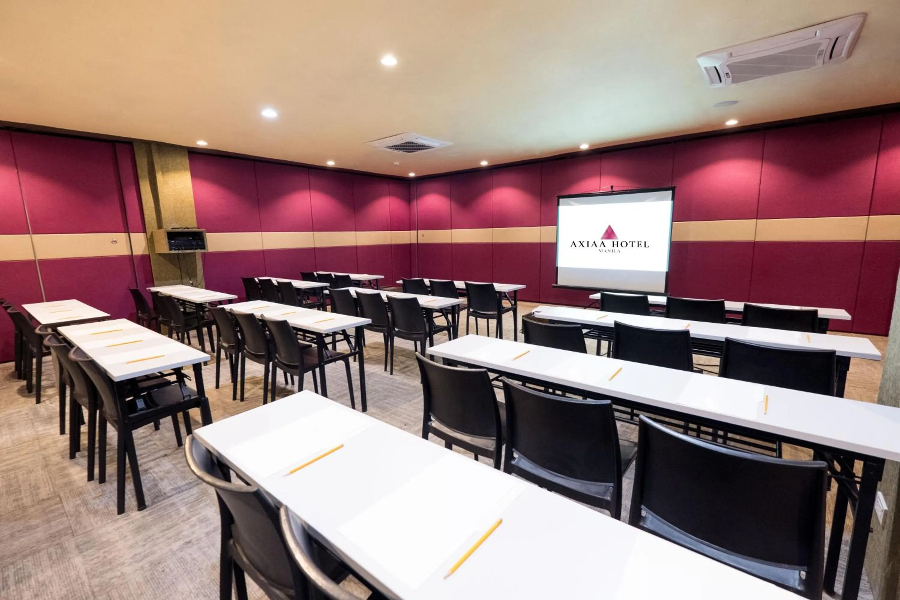 Business facilities in Axiaa Hotel