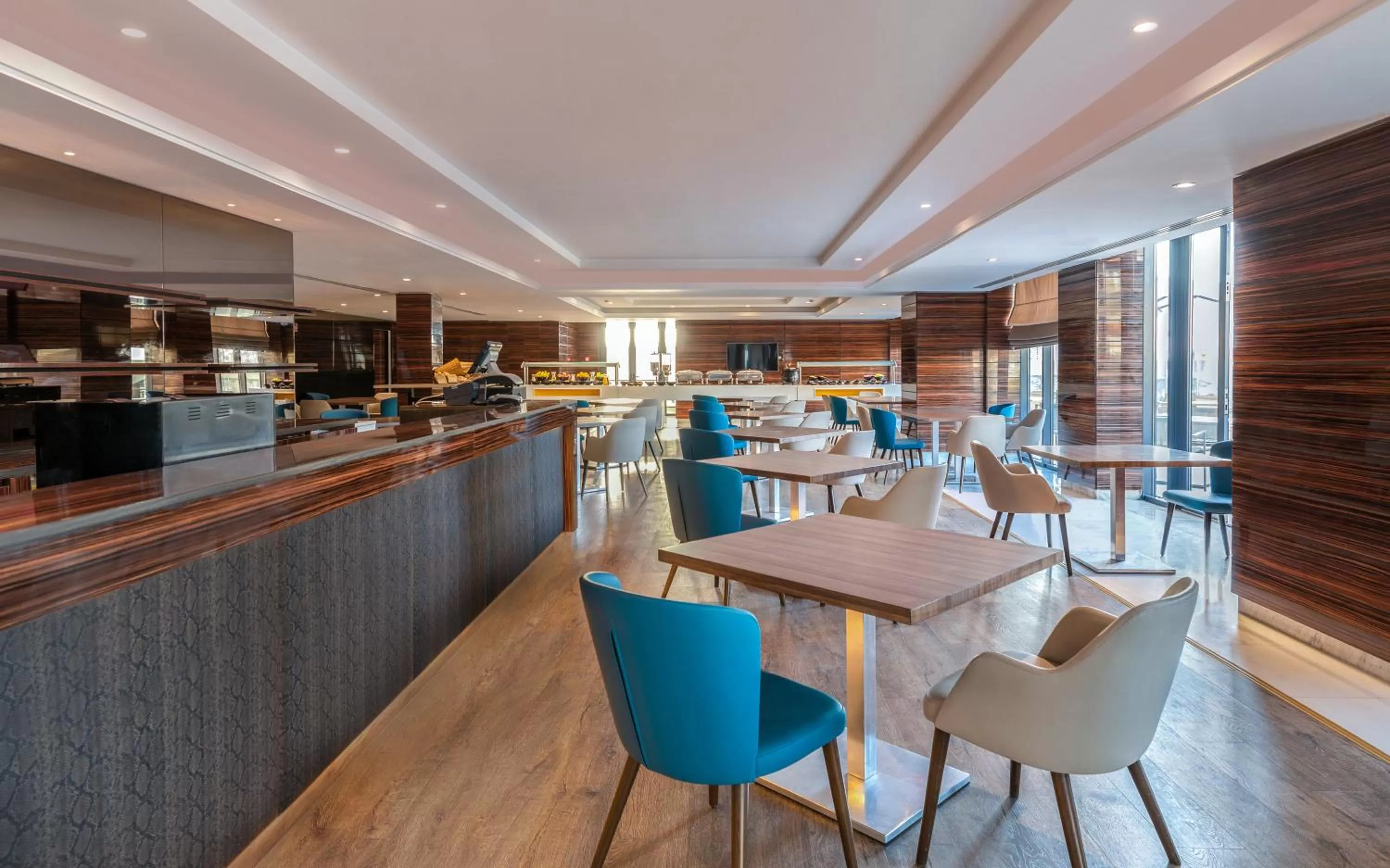 Restaurant/places to eat in Radisson Hotel Sfax