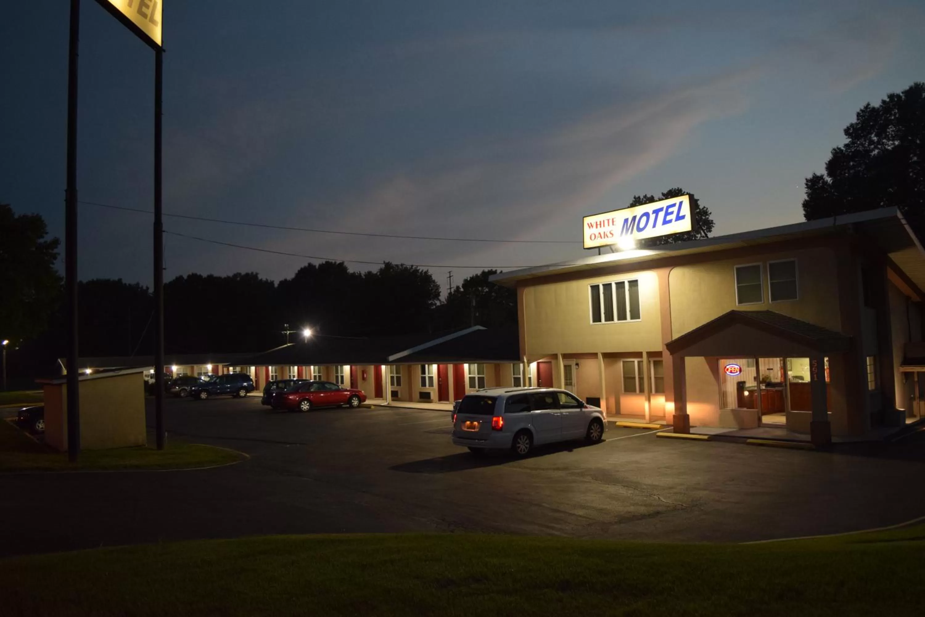 Property building in White Oaks Motel Pennsville/Carneys Point