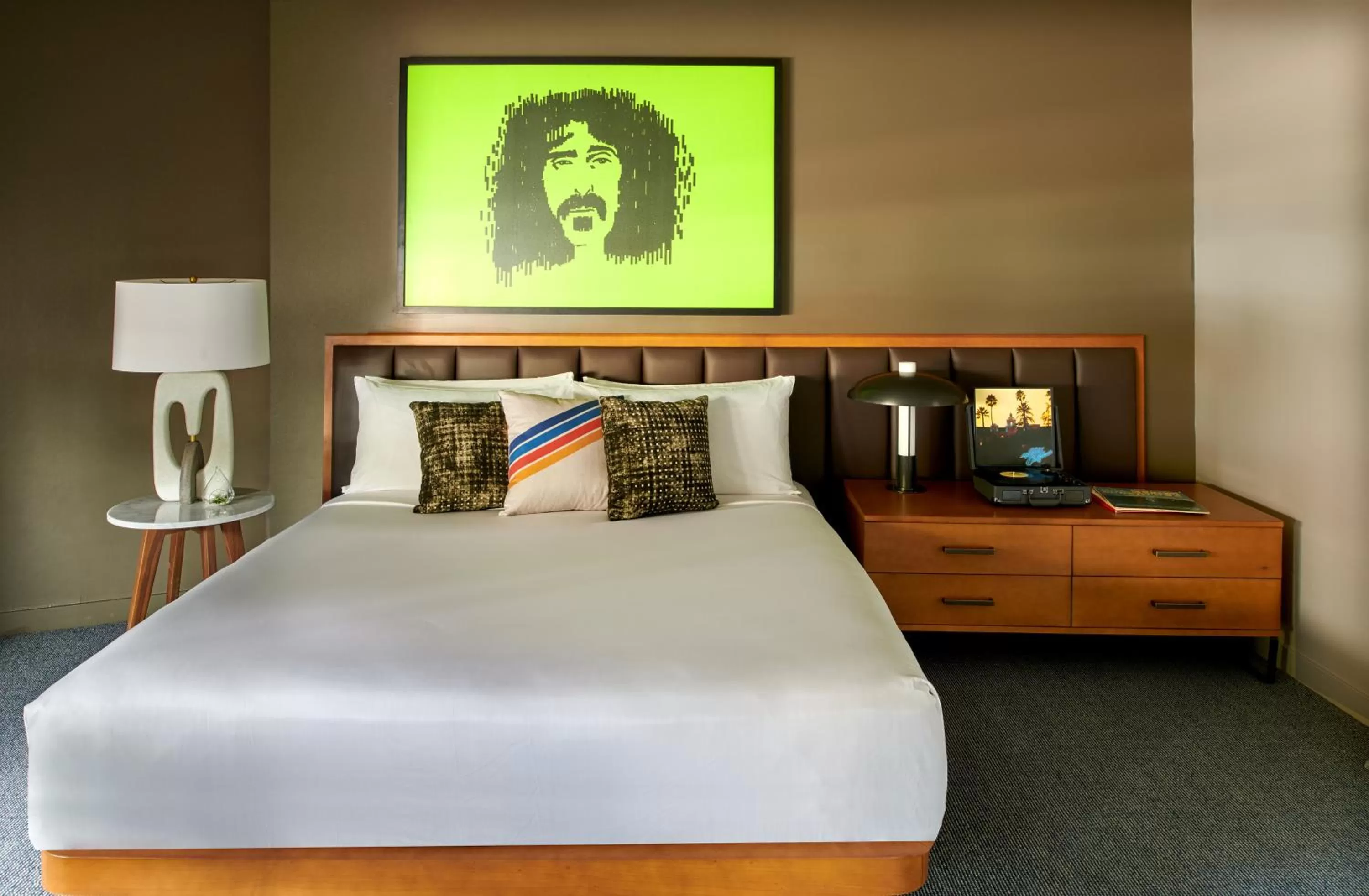 Photo of the whole room, Bed in Hotel Ziggy On Sunset