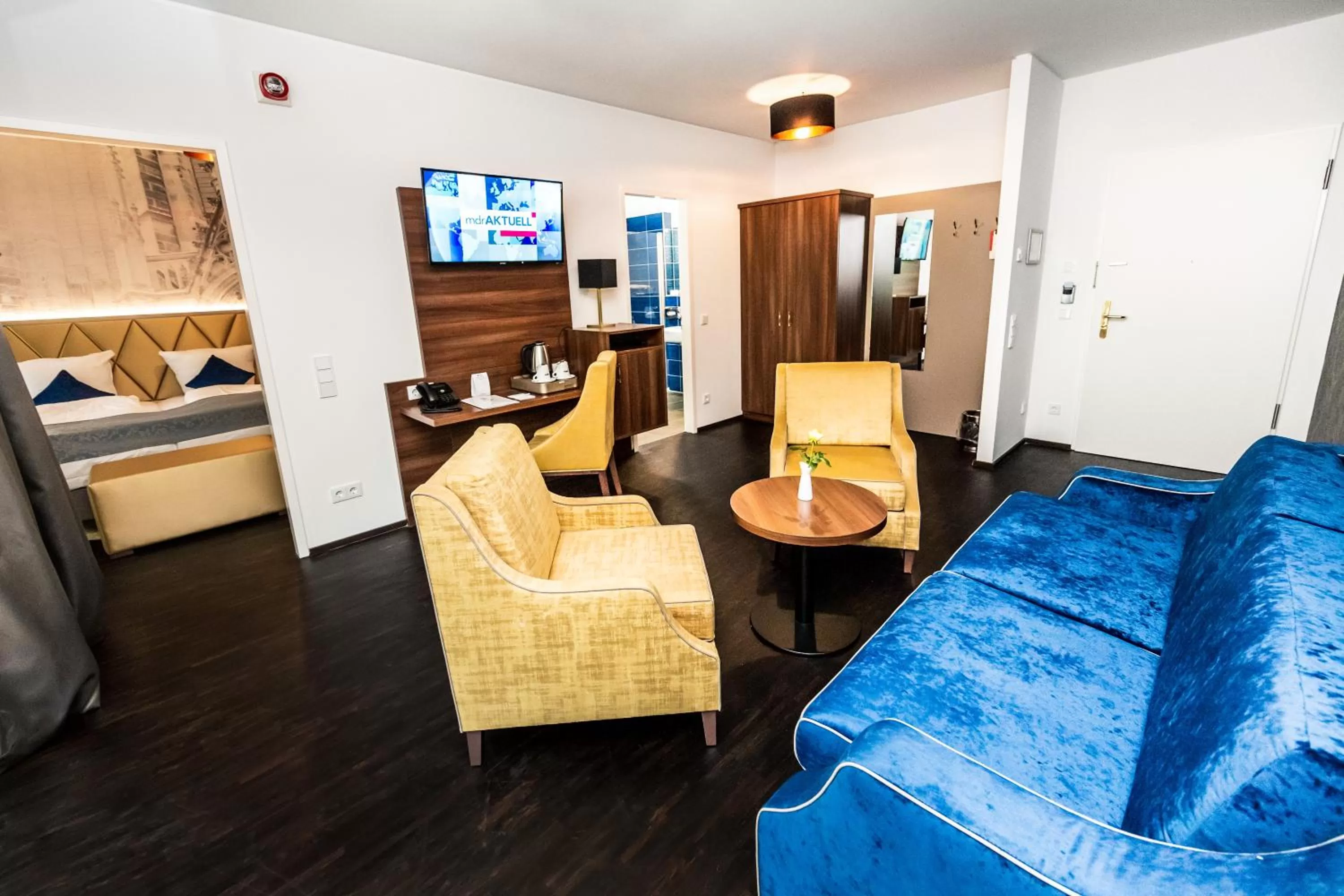 Two-Room Junior Suite with Balcony in Best Western Plus Royal Suites