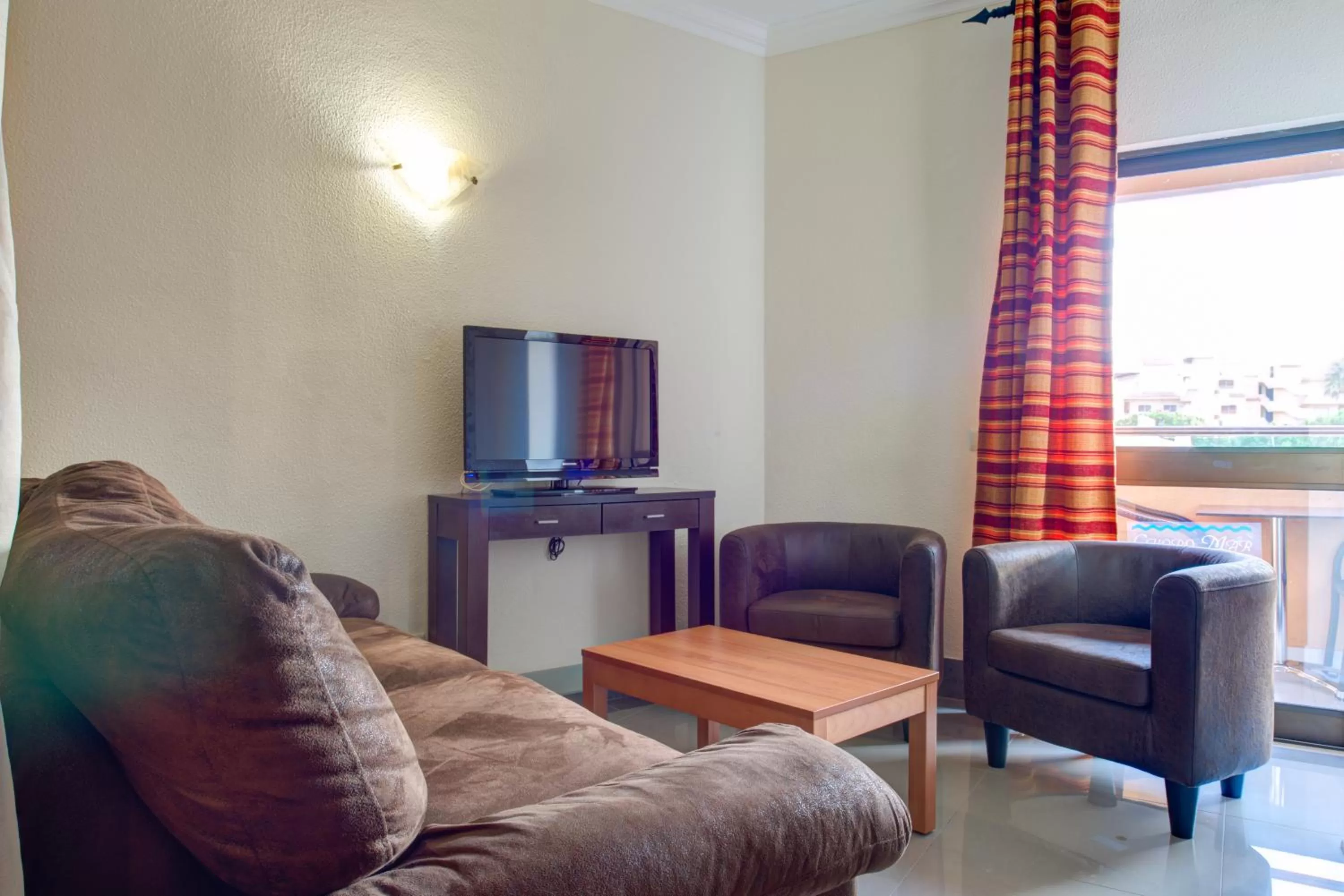 Living room in Choromar Apartments