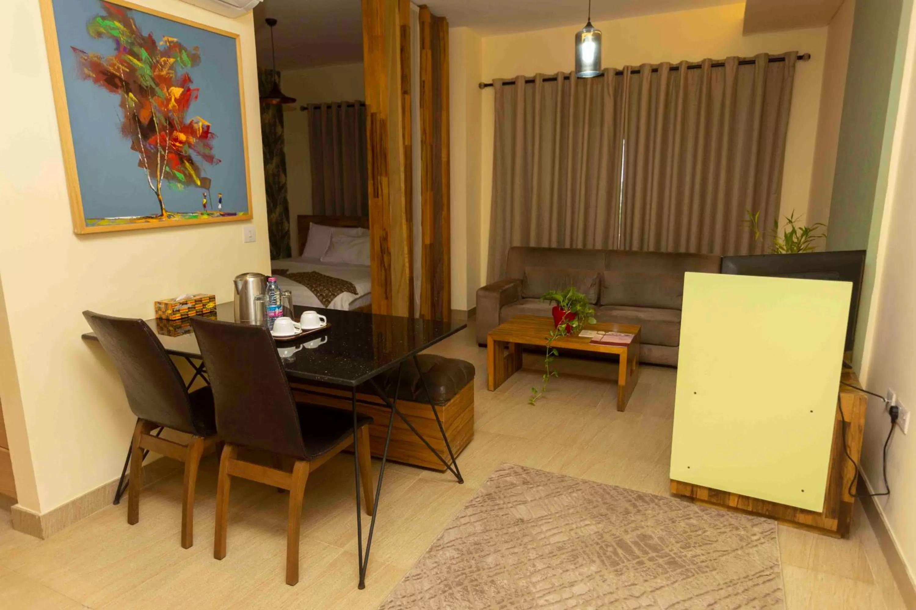 Roots Hotel Apartment