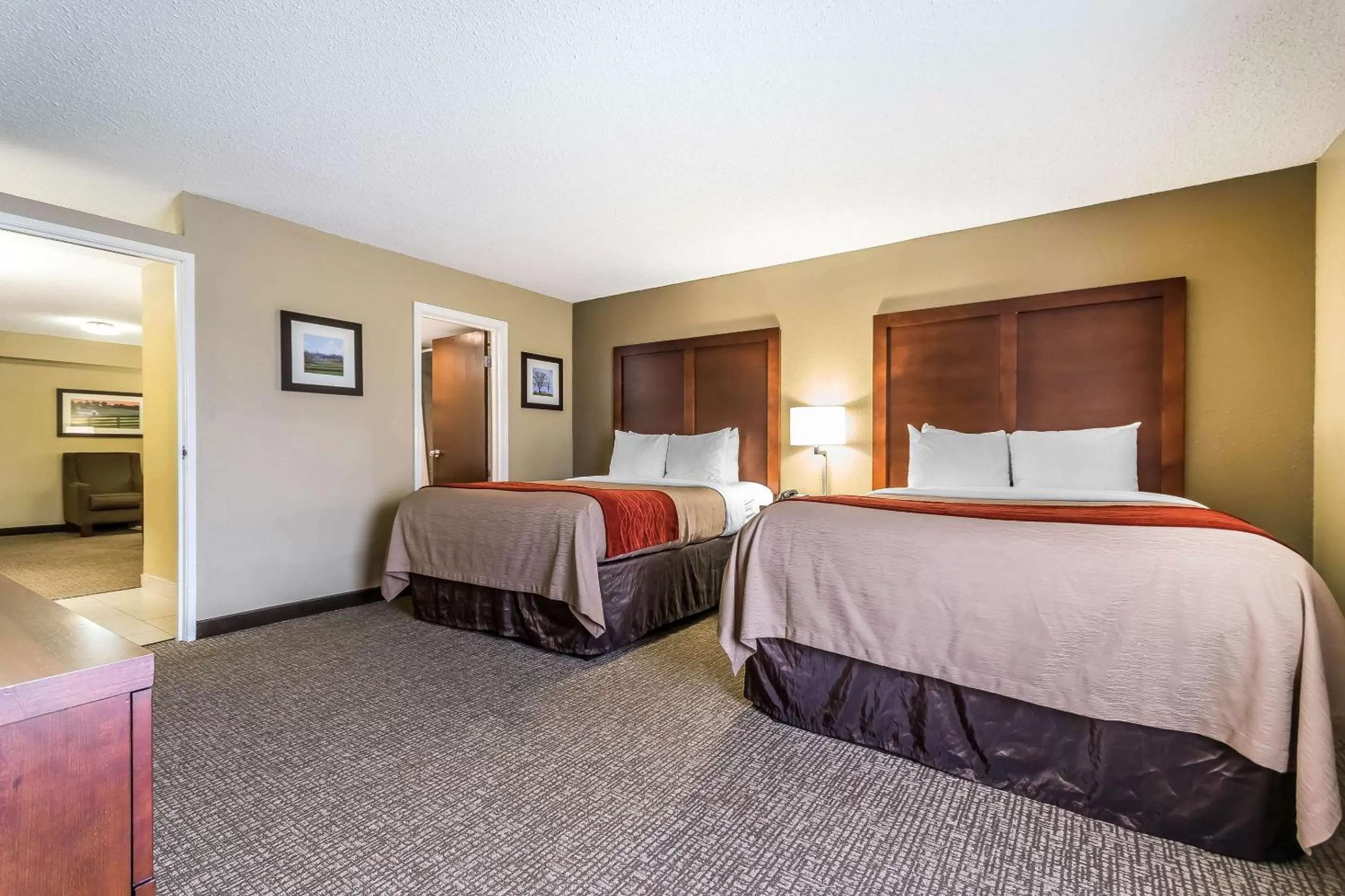 Photo of the whole room, Bed in Comfort Inn & Suites Lexington - Hamburg I-75