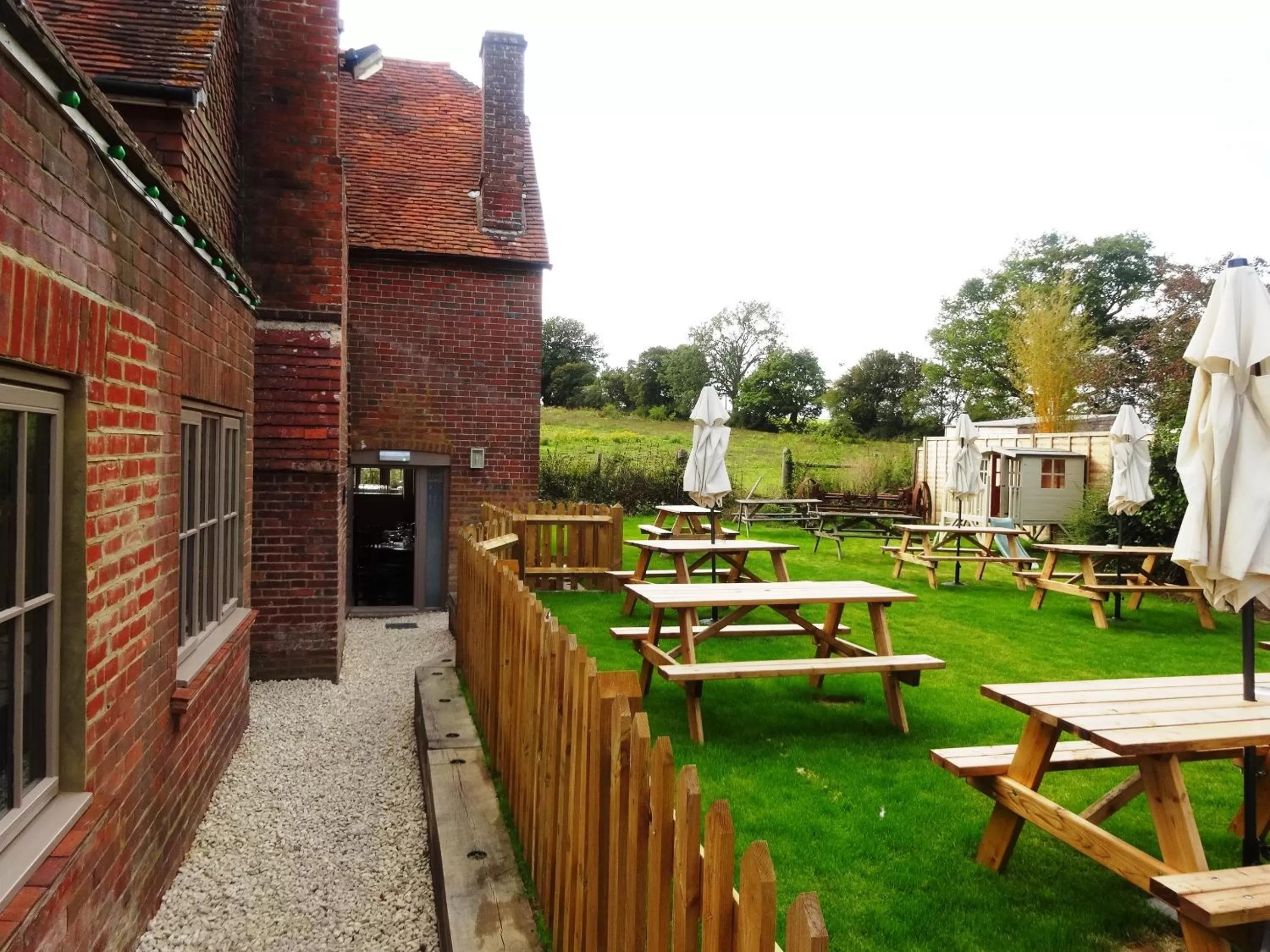 Facade/entrance in The Windmill Inn