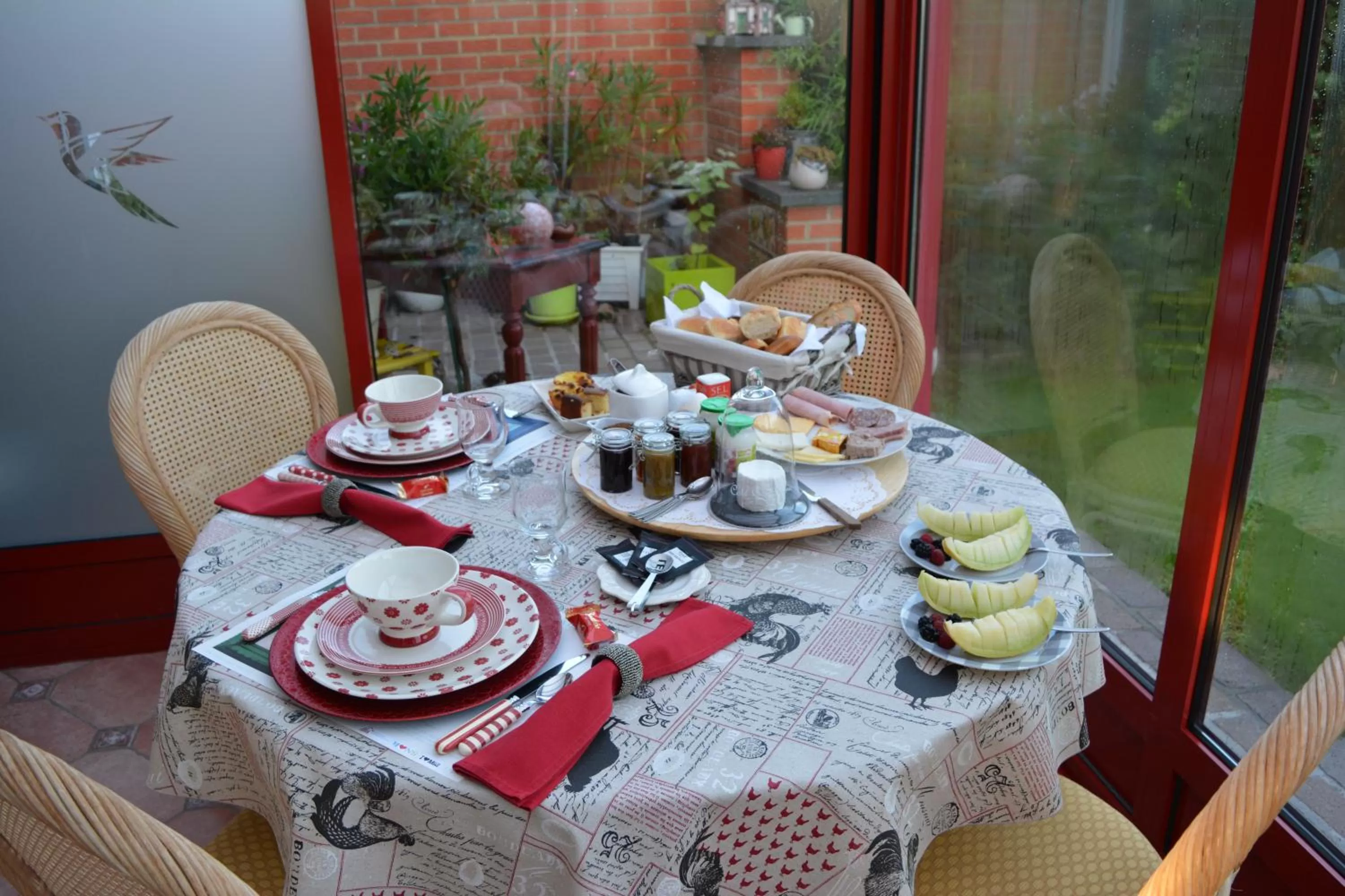 Continental breakfast in B&B A la Malogne
