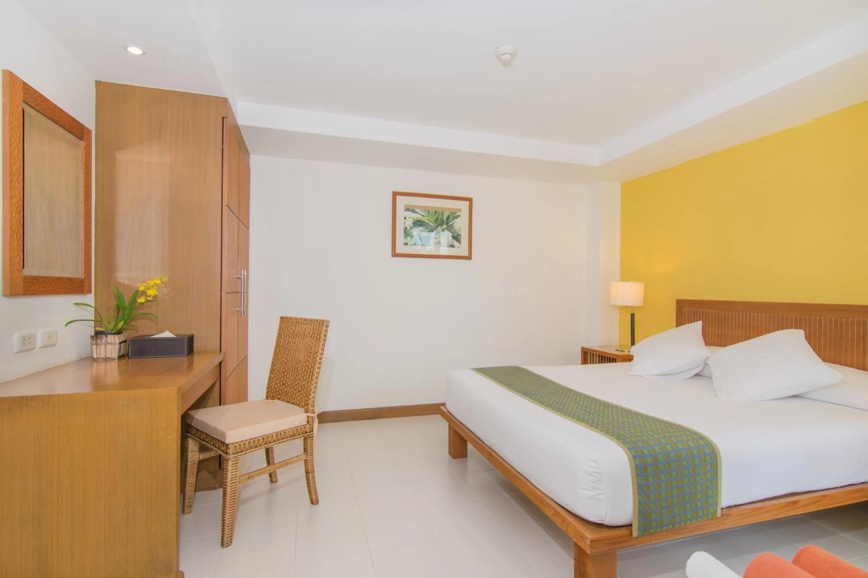 Bedroom, Bed in Veranda Lodge