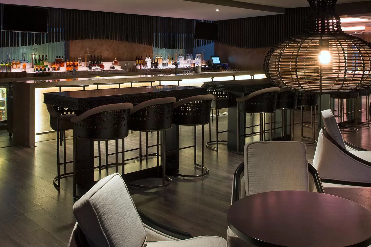 Restaurant/places to eat in Sheraton Hyderabad Hotel