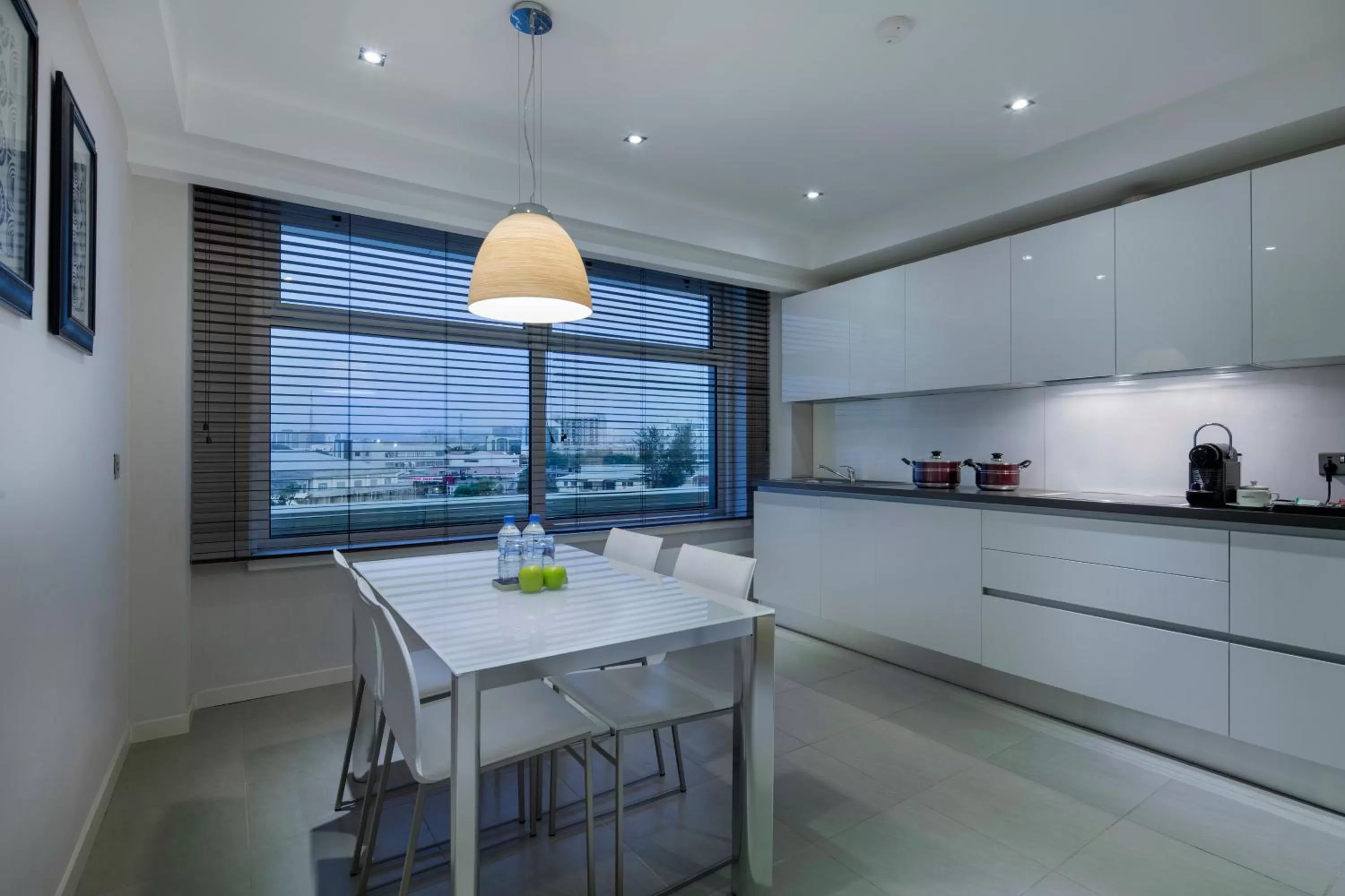 Coffee/tea facilities in Fraser Suites Abuja