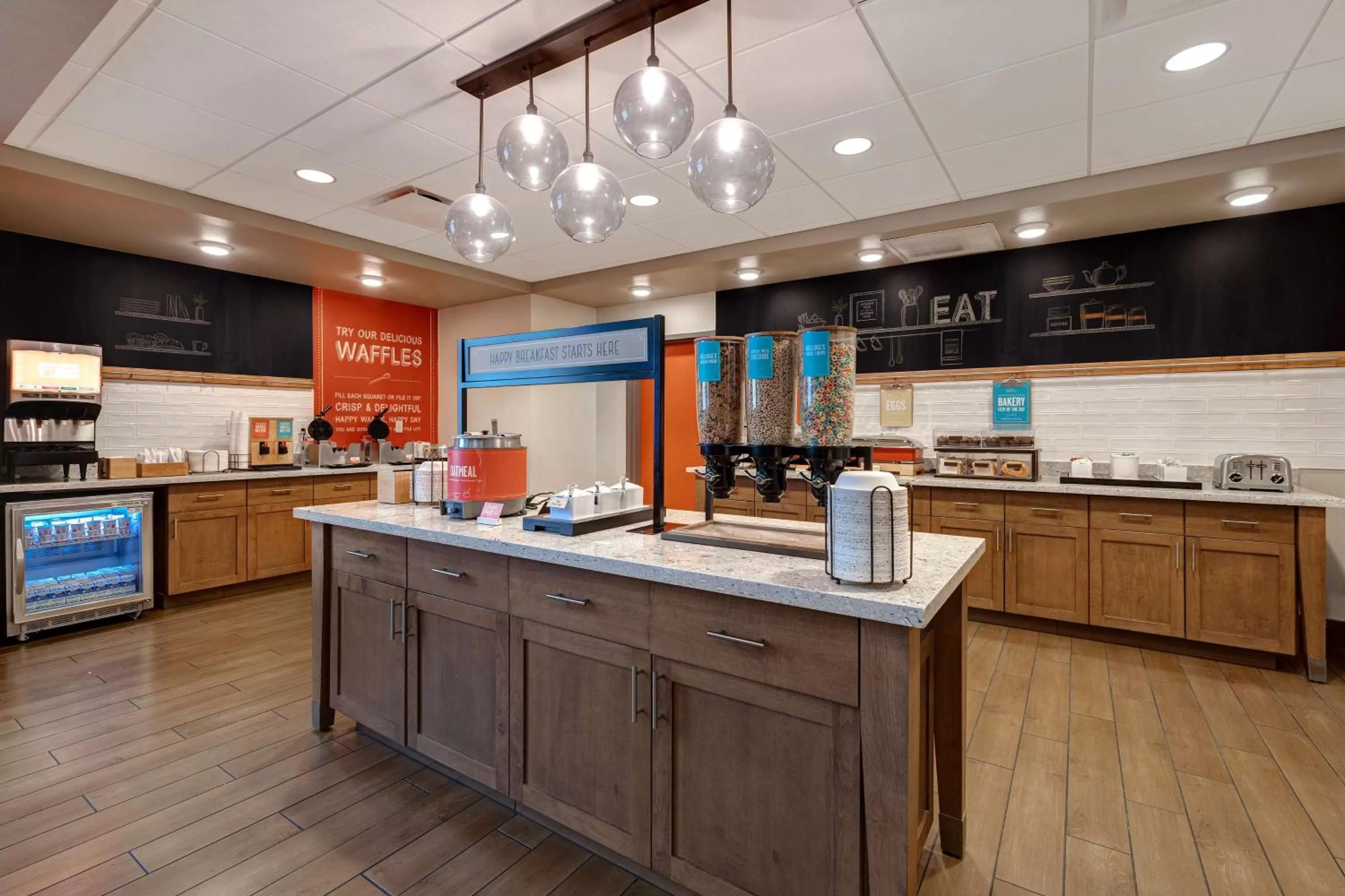 Breakfast in Hampton Inn & Suites Milwaukee West