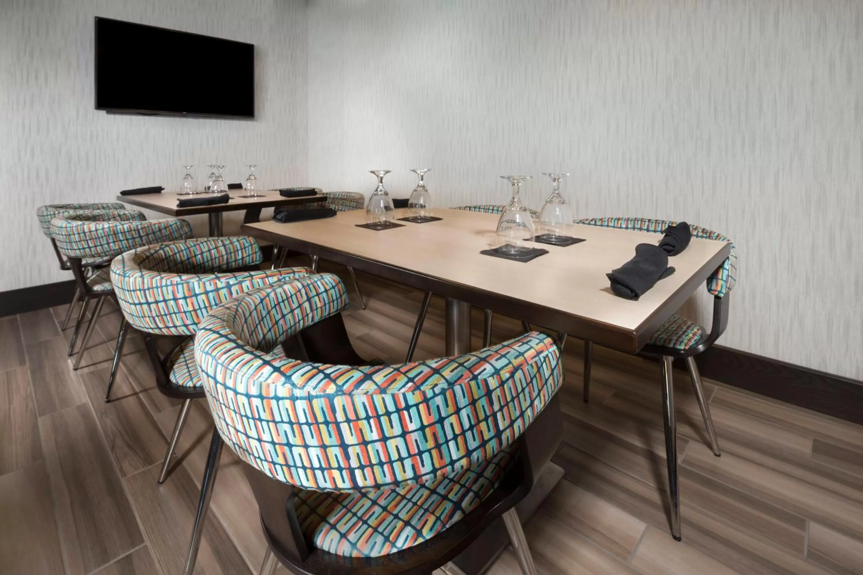 Restaurant/places to eat in Holiday Inn & Suites Arden - Asheville Airport by IHG