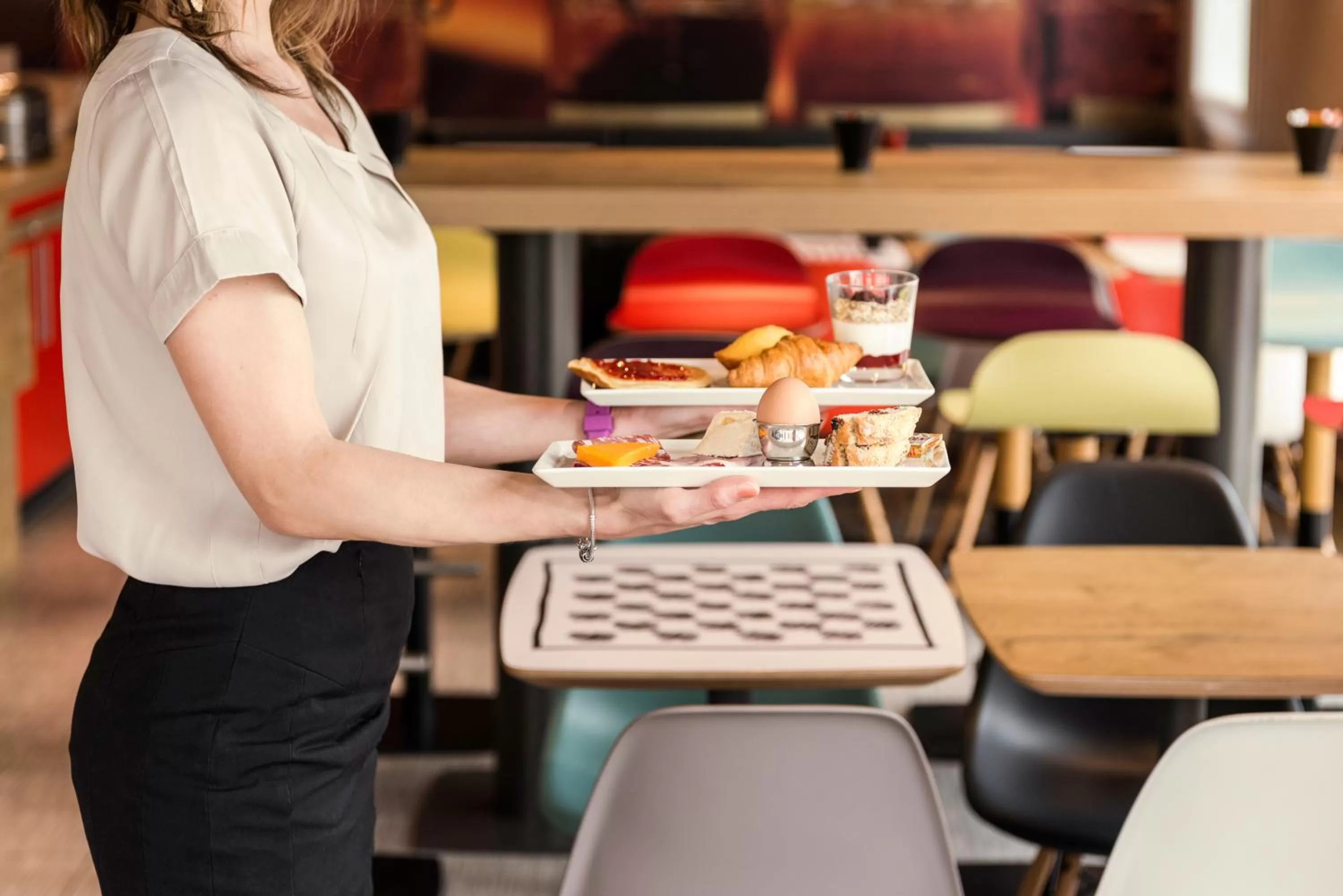 Buffet breakfast in ibis Troyes Centre