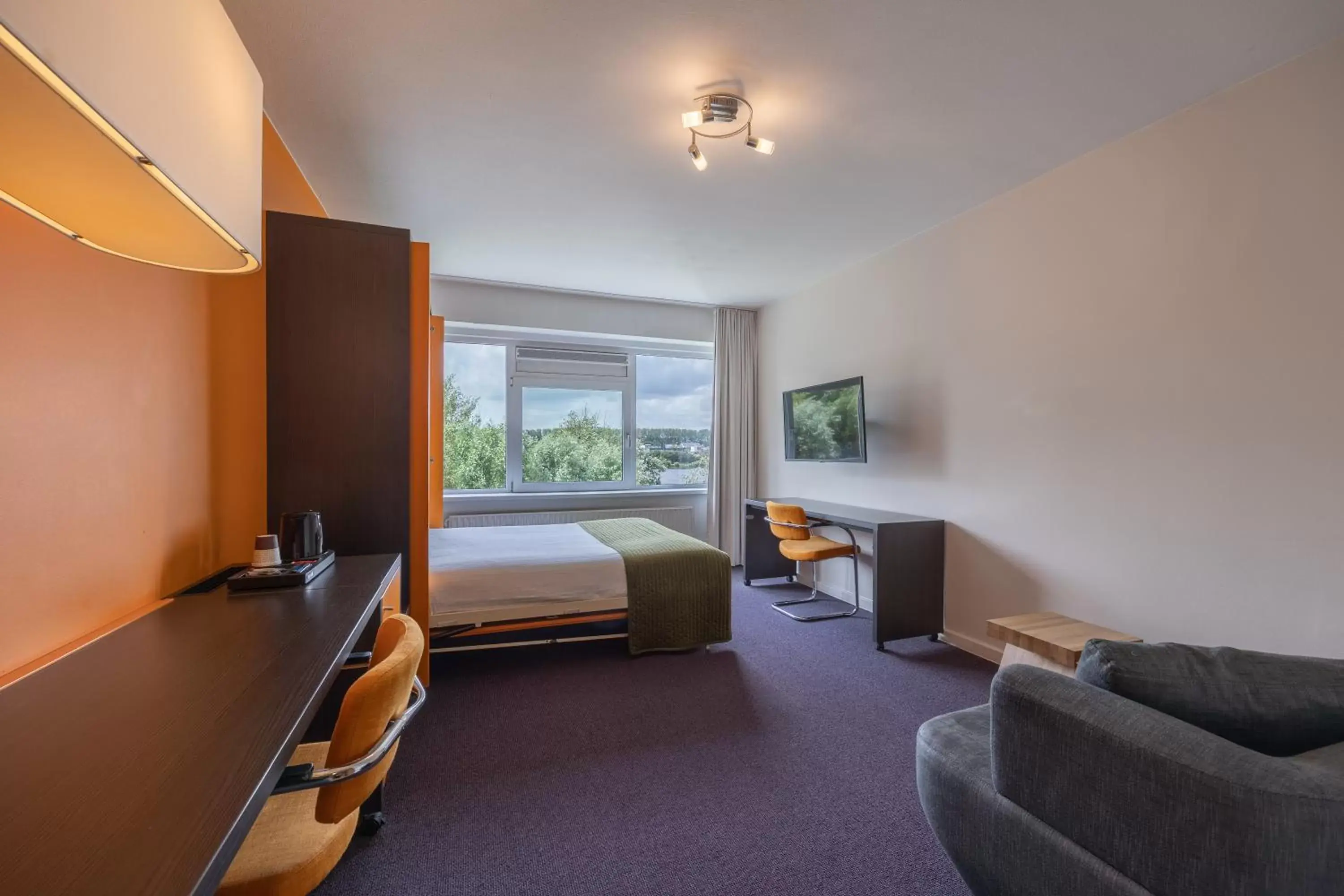 Single Room Waterfront in Amrâth Airport Hotel Rotterdam, BW Signature Collection Single Room Waterfront in Amrâth Airport Hotel Rotterdam, BW Signature Collection