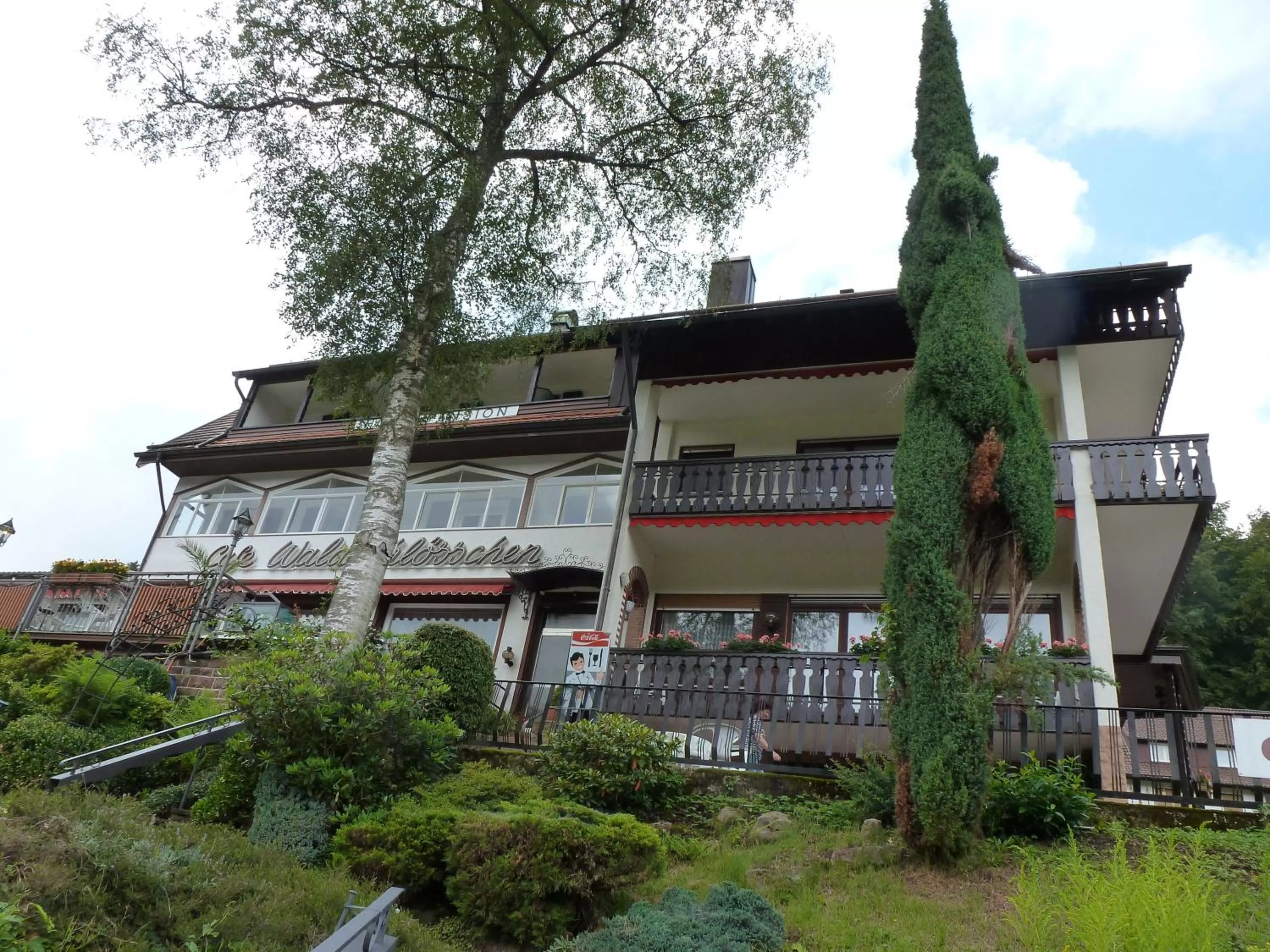 Facade/entrance in Waldschlösschen