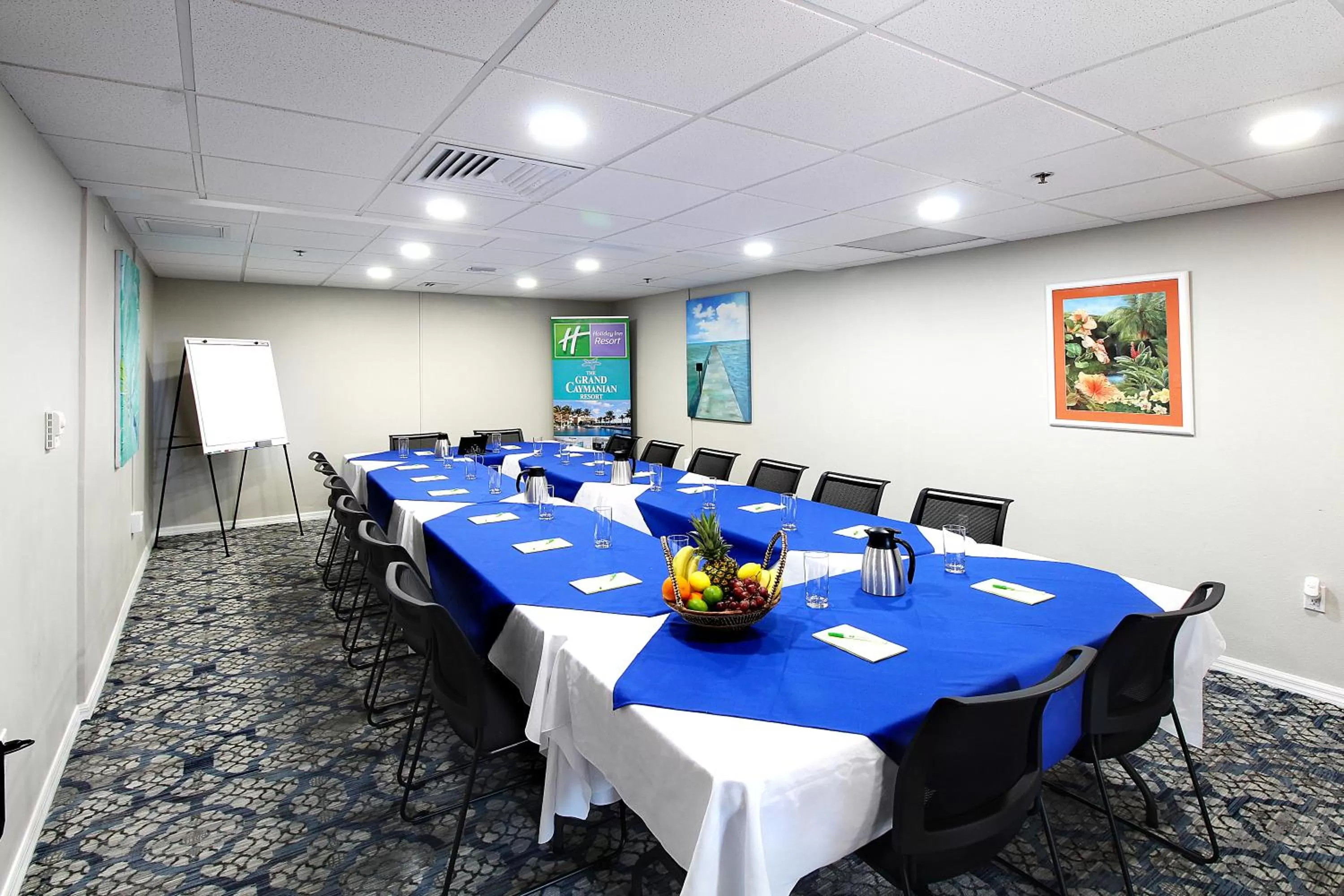 Business facilities in The Grand Caymanian Resort