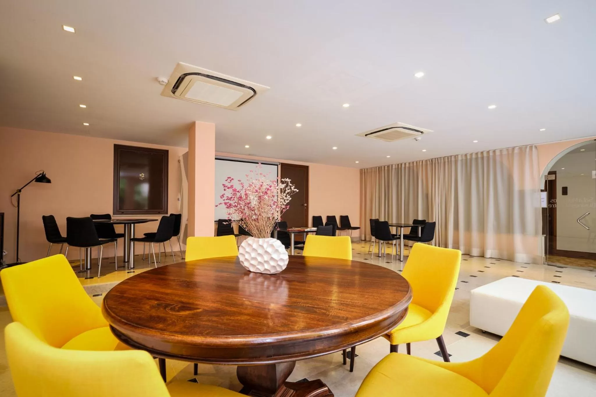 Seating area in Sintra Boutique Hotel