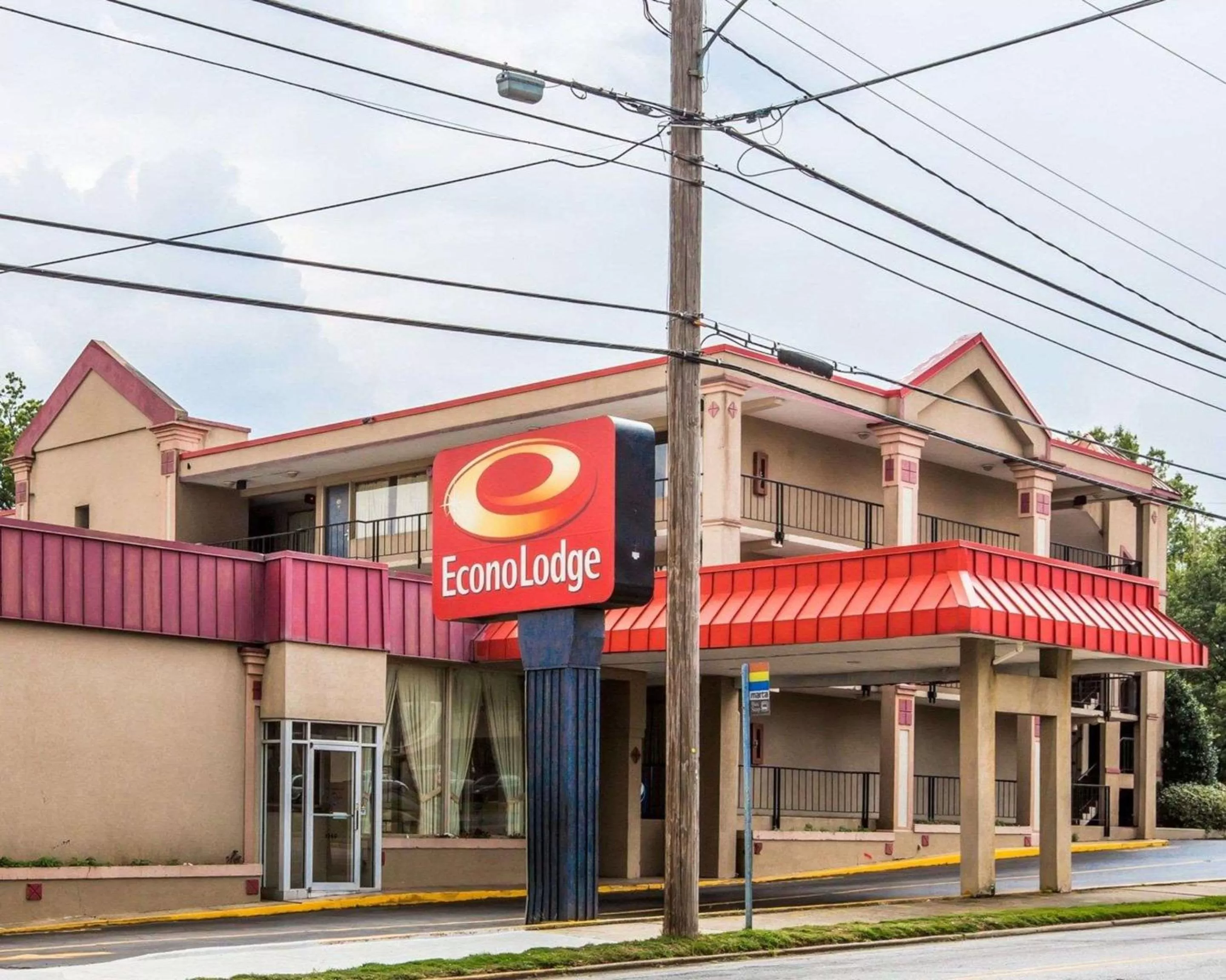 Property building in Econo Lodge Atlanta College Park