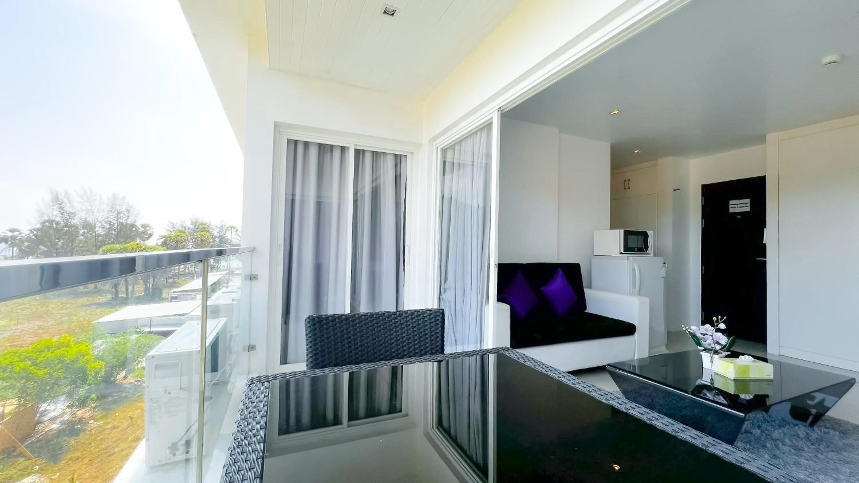 Balcony/Terrace in Grand Sunset Hotel Phuket