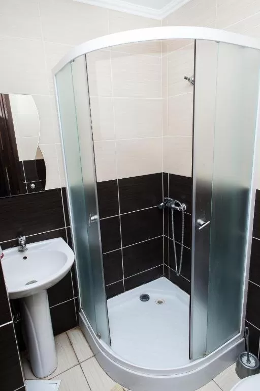 Bathroom in Chyhorinskyi Hotel