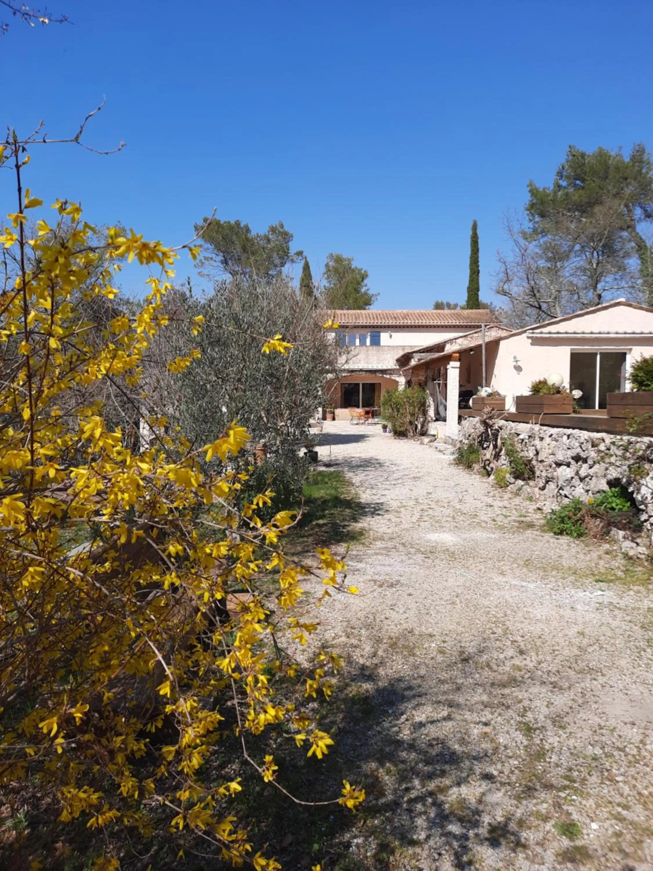 Property Building in La Salamandre en Provence