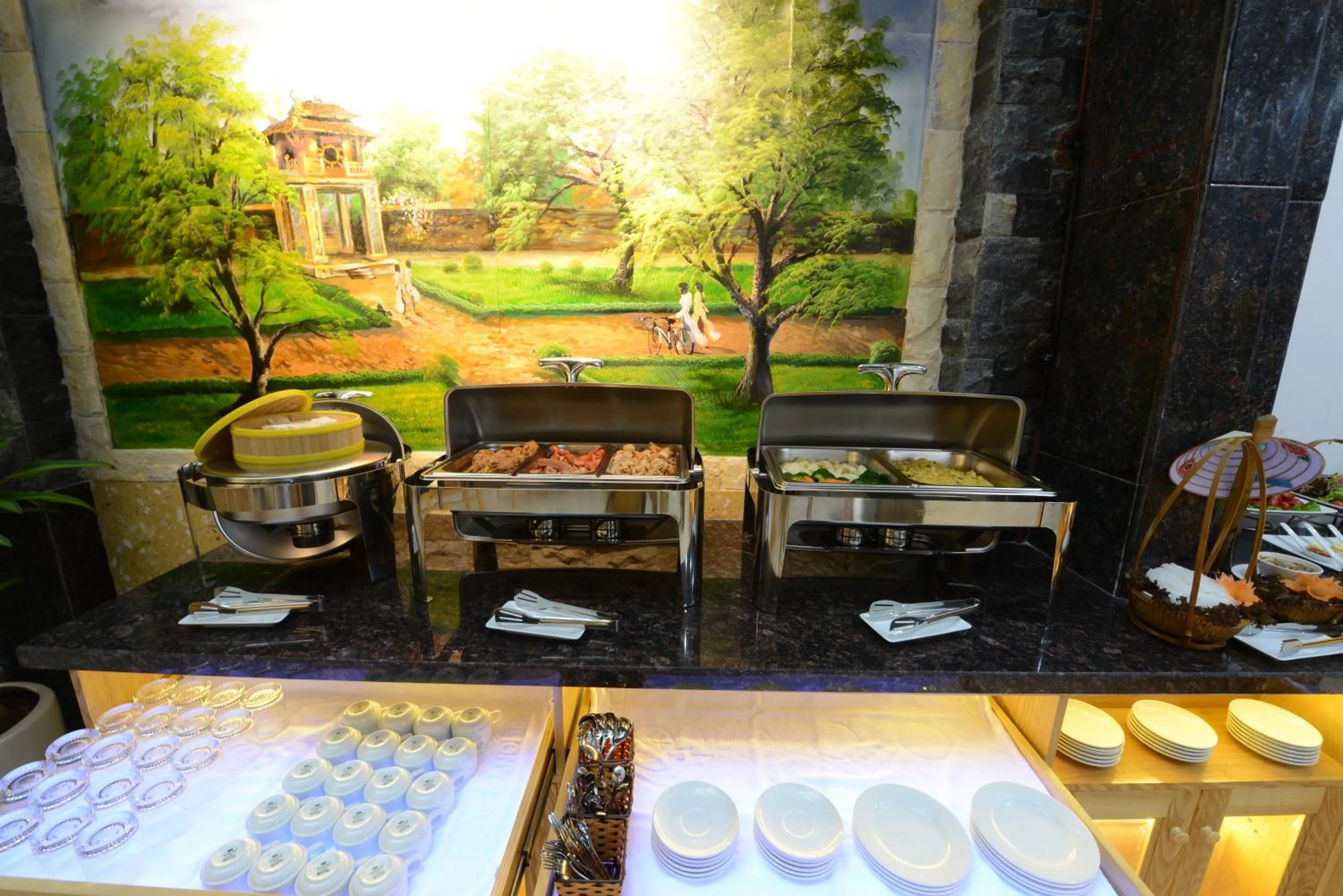 Restaurant/places to eat in Blue Hanoi Inn City Hotel