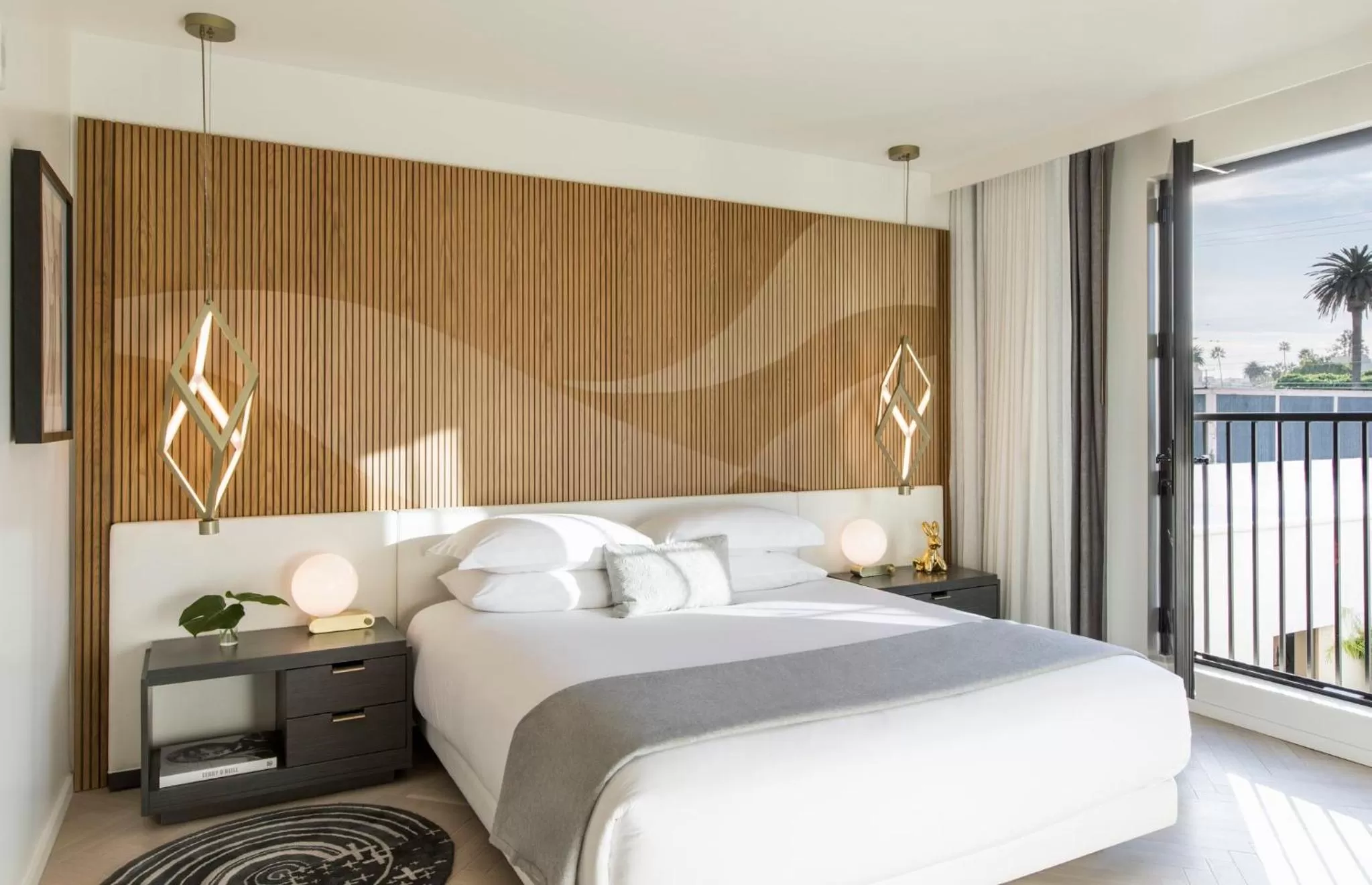 Photo of the whole room, Bed in Kimpton La Peer Hotel West Hollywood by IHG