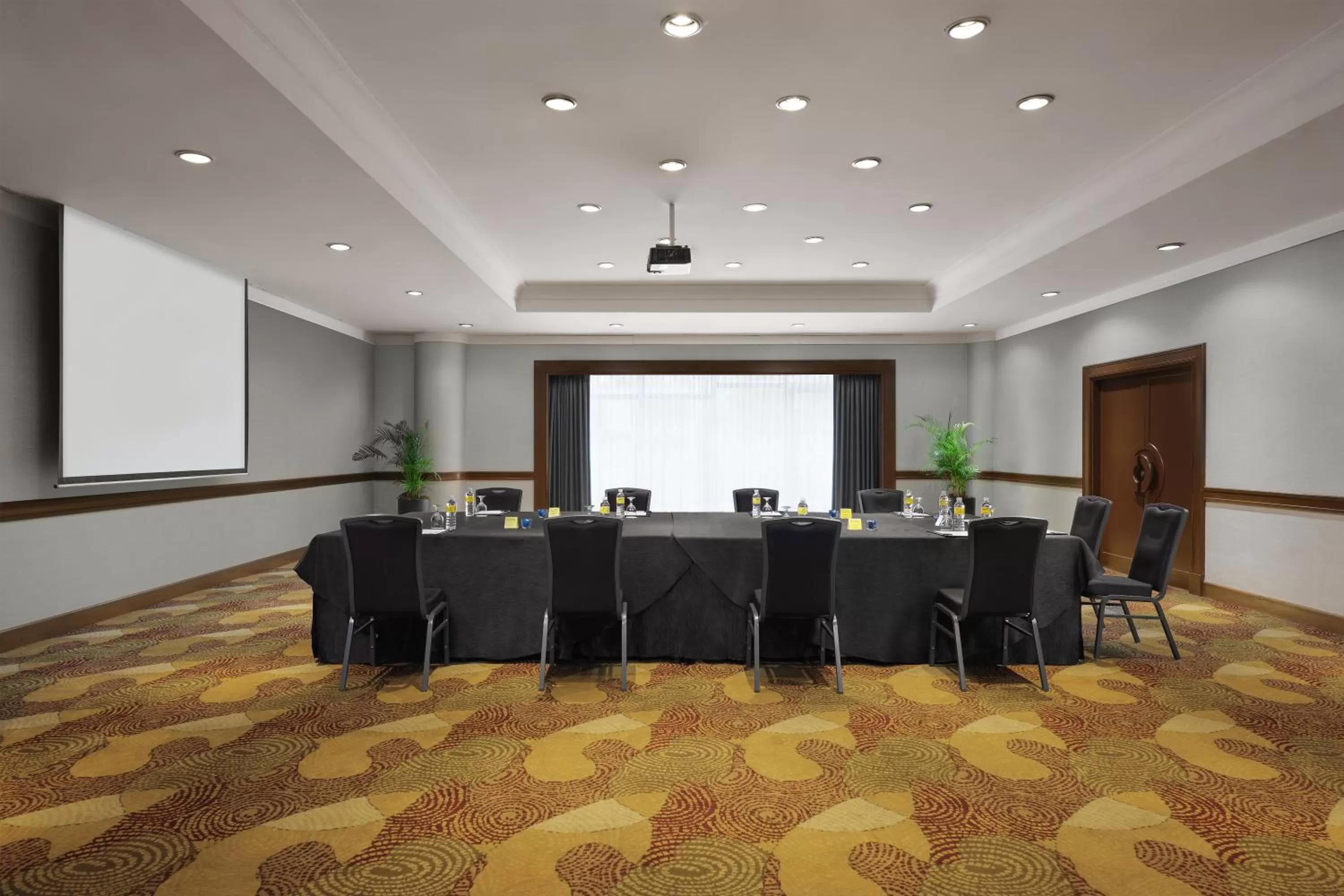 Meeting/conference room in Holiday Inn Singapore Atrium by IHG