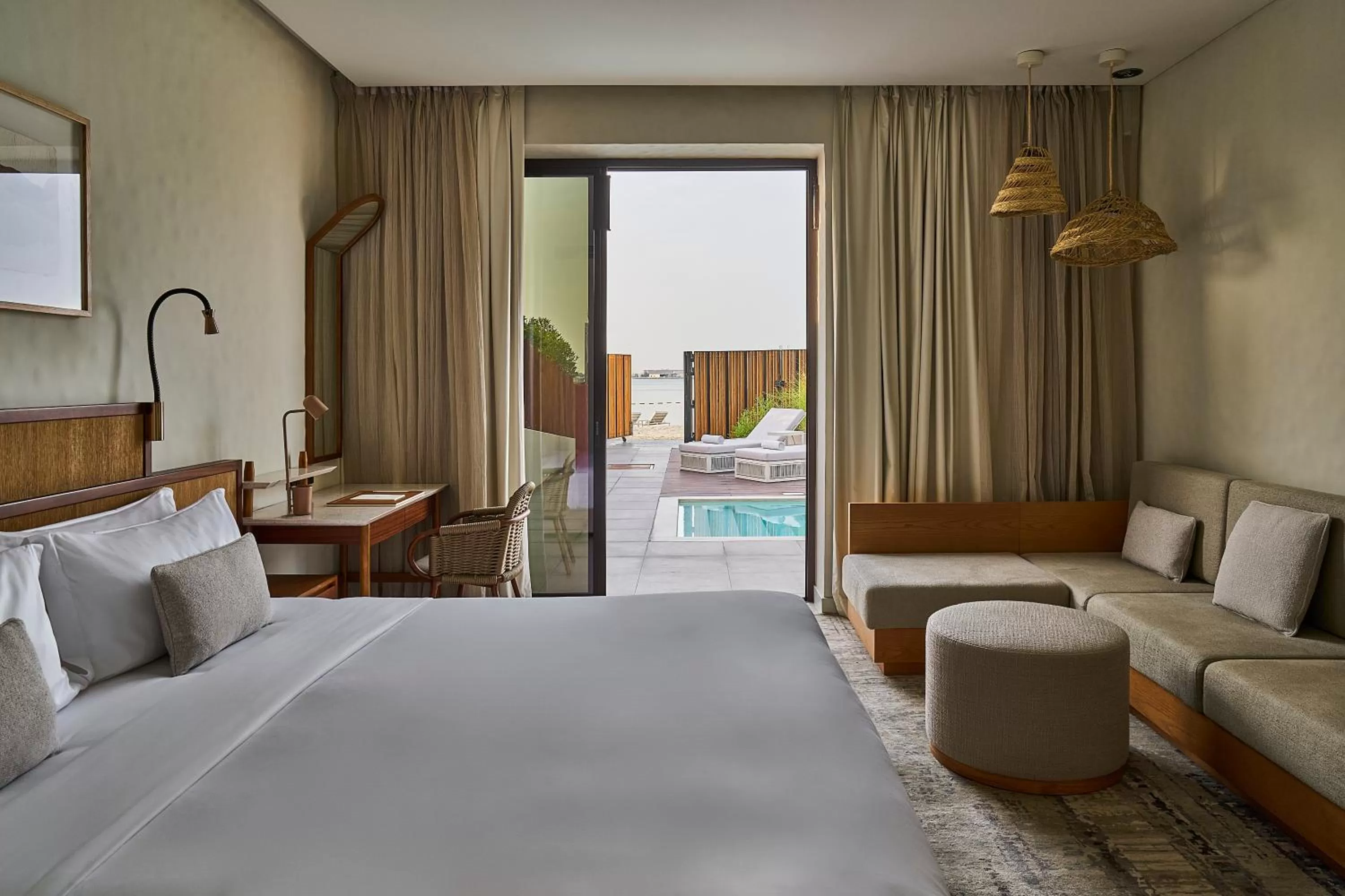 Pool view, Bed in ERTH Abu Dhabi Hotel