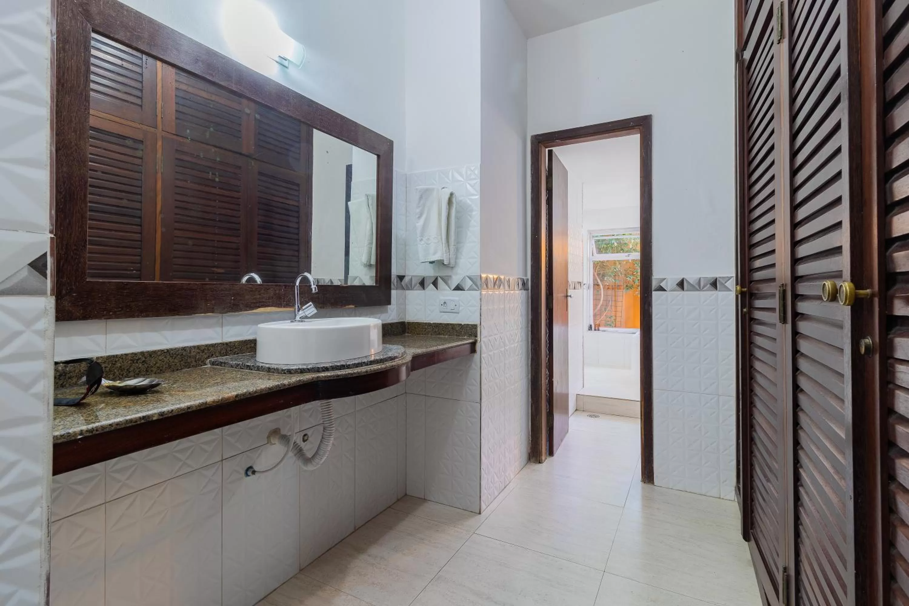 Bathroom in Pousada Casa Amarela