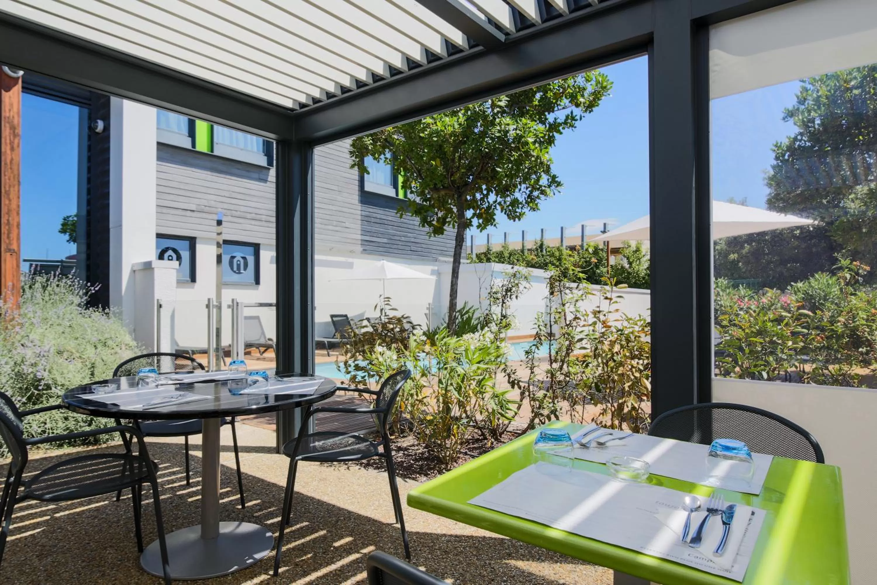 Patio in Campanile Carcassonne Est - La Cité