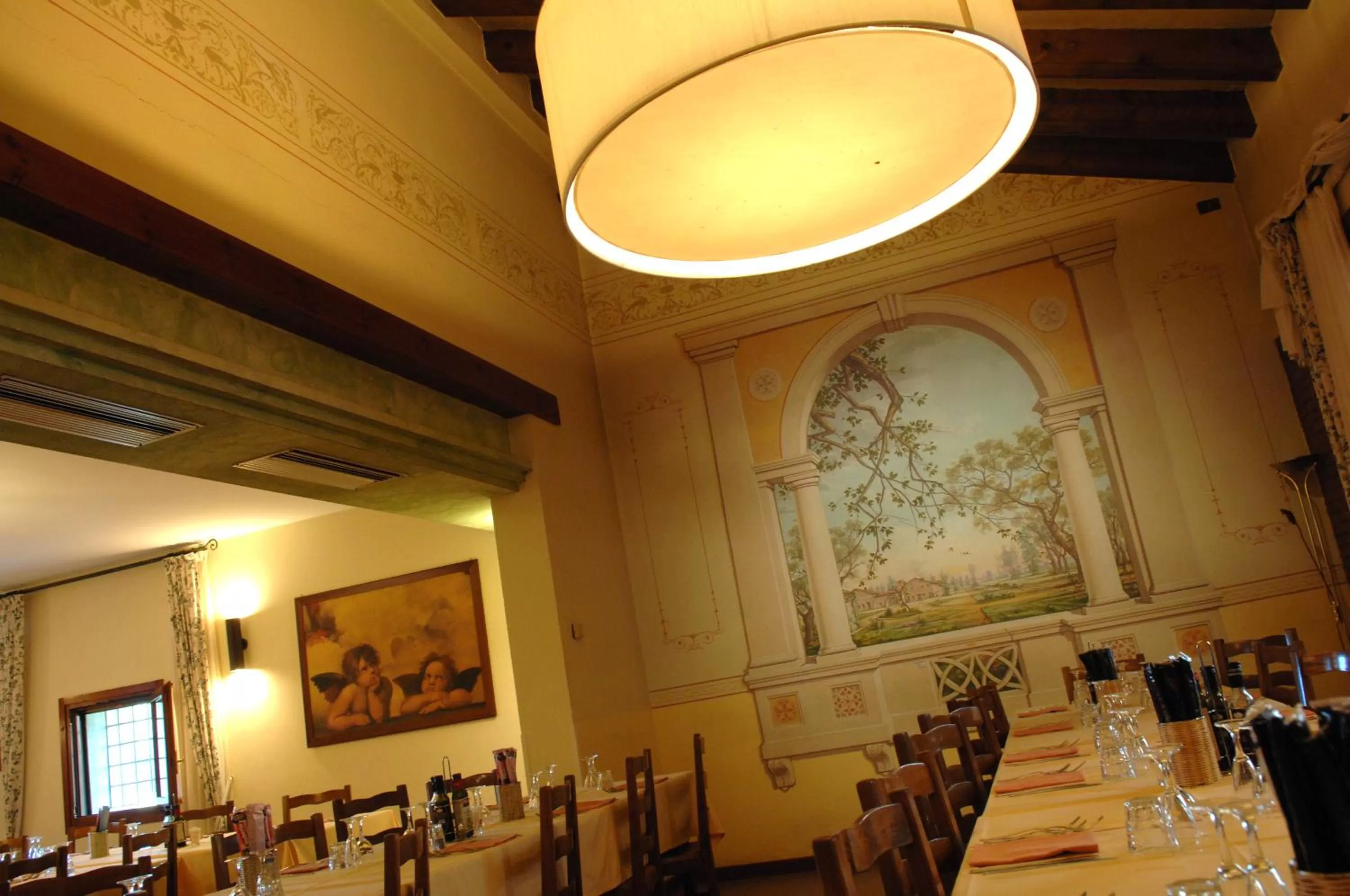 Restaurant/places to eat in Hotel Scaldaferro