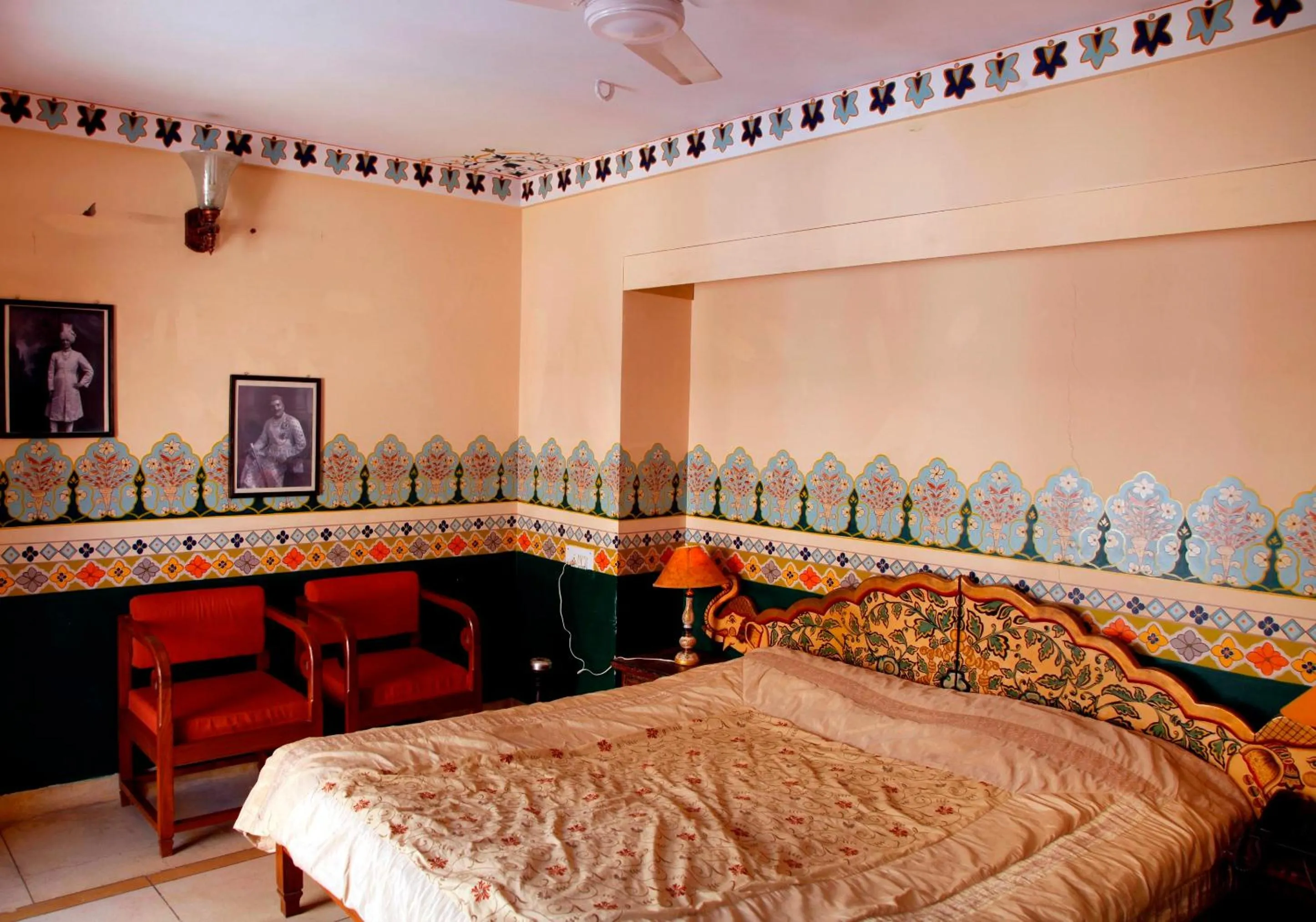Bedroom, Bed in Krishna Prakash Heritage Haveli