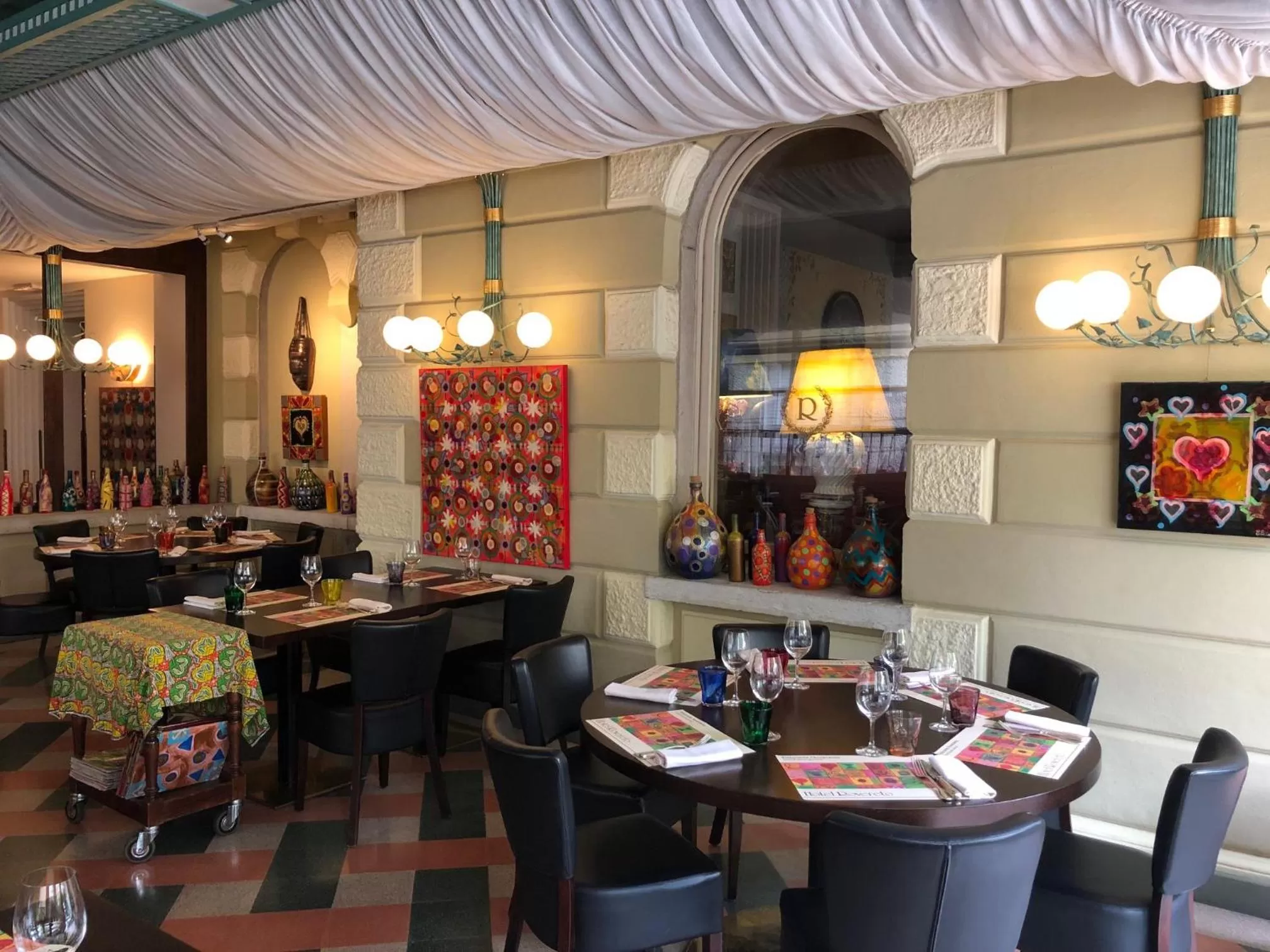 Restaurant/places to eat in Hotel Rovereto