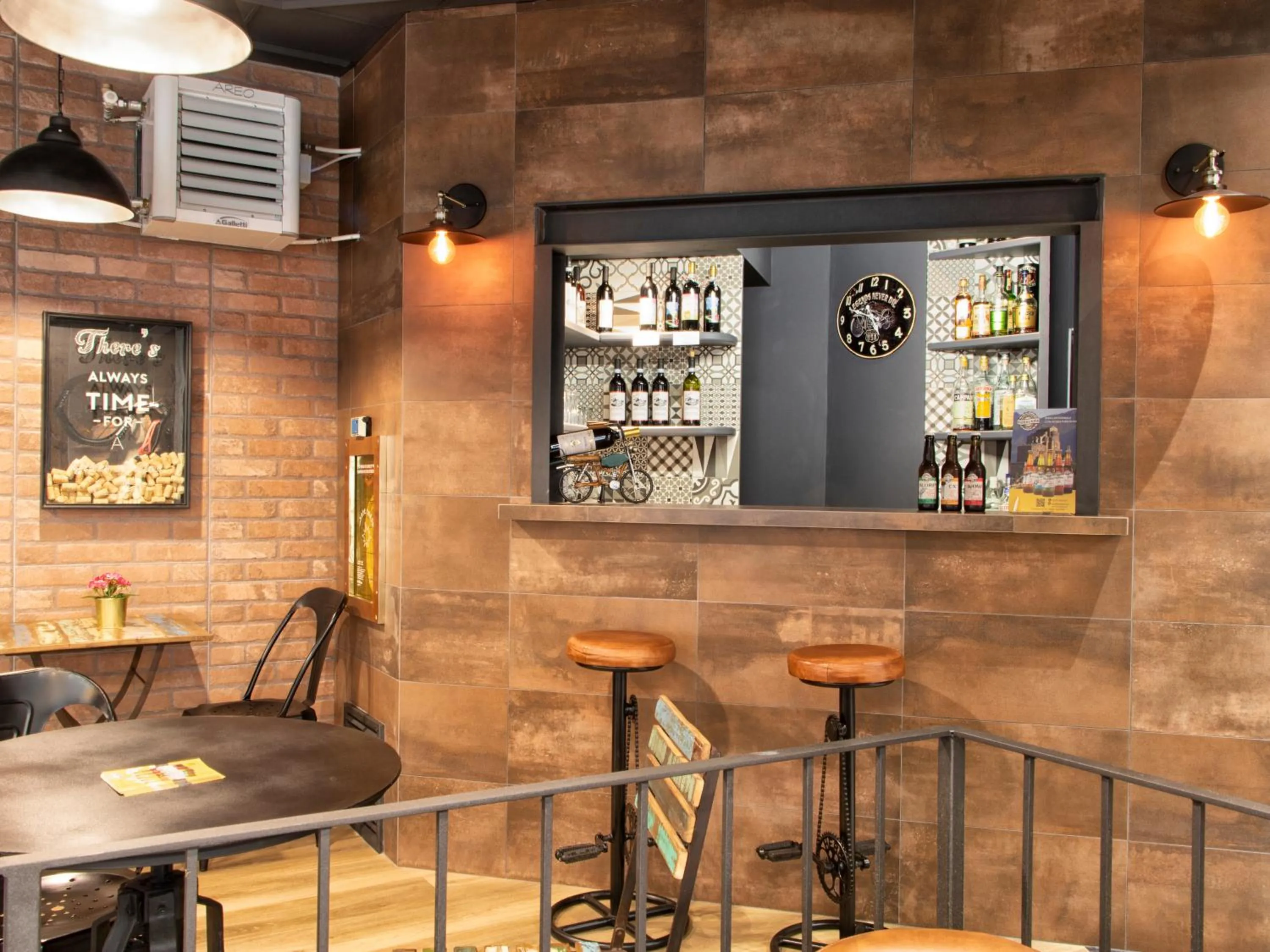 Lounge or bar in Hotel Napoleon Susa