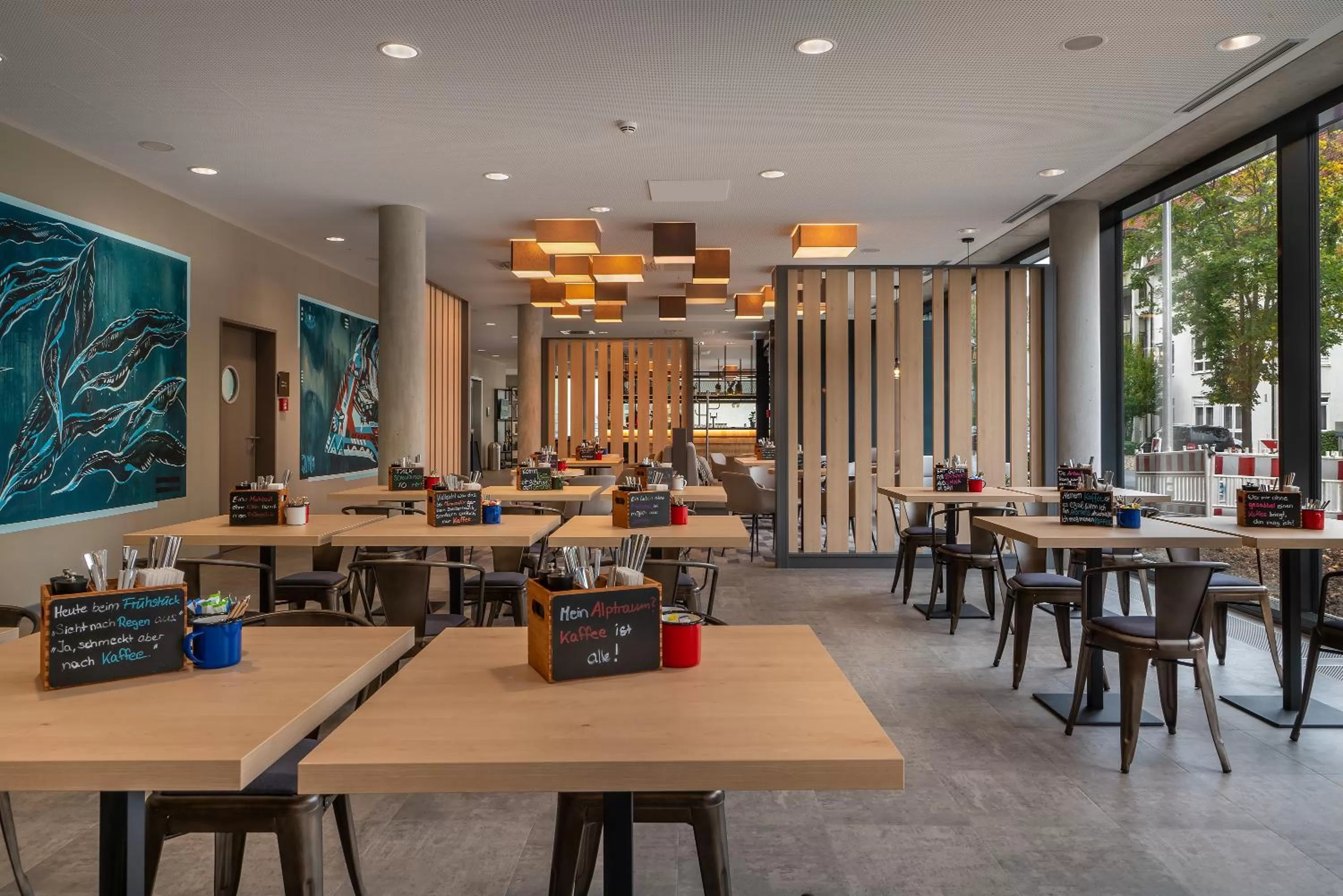 Restaurant/places to eat in Holiday Inn - the niu, Timber Esslingen by IHG