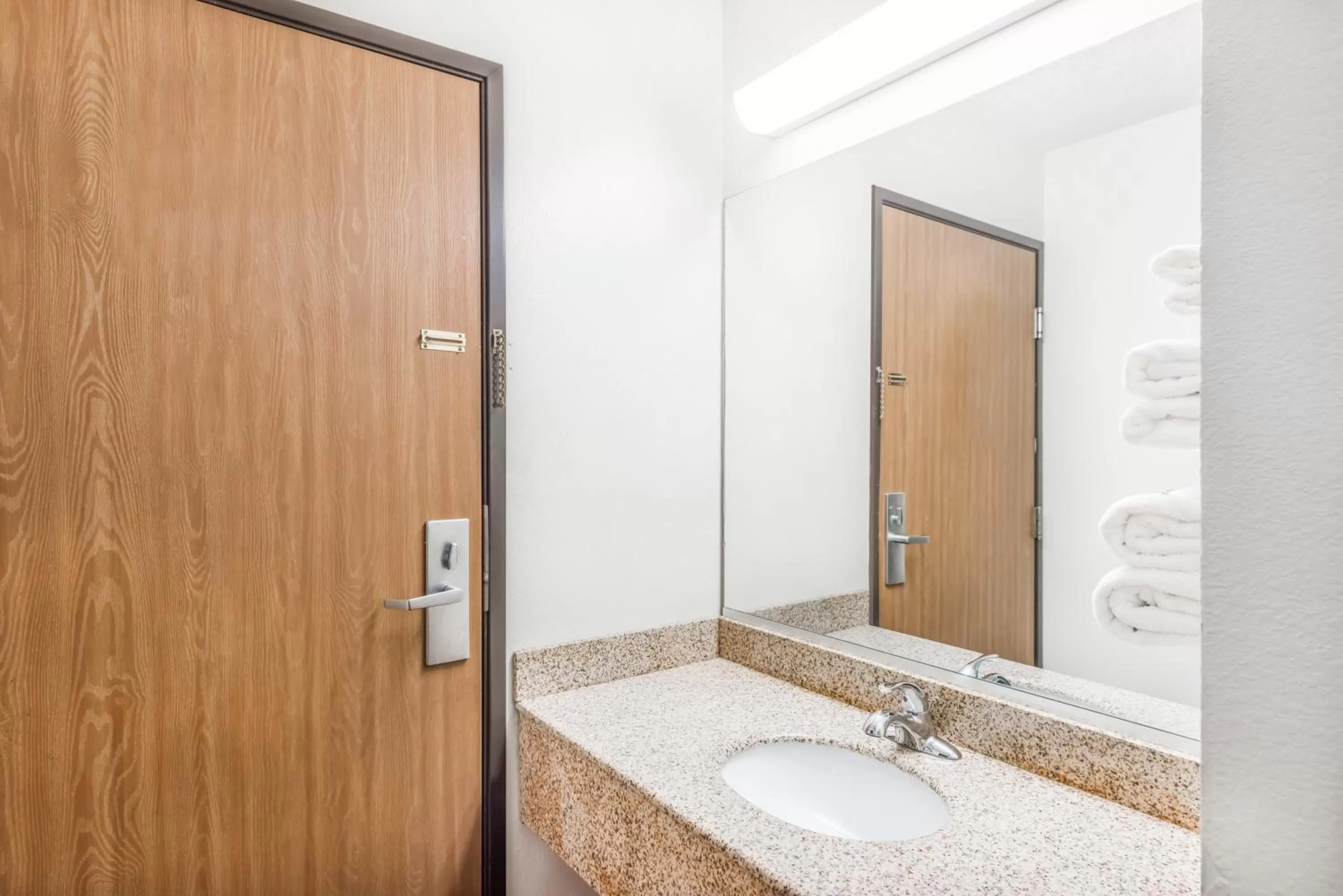 Bathroom in Super 8 by Wyndham Marshall