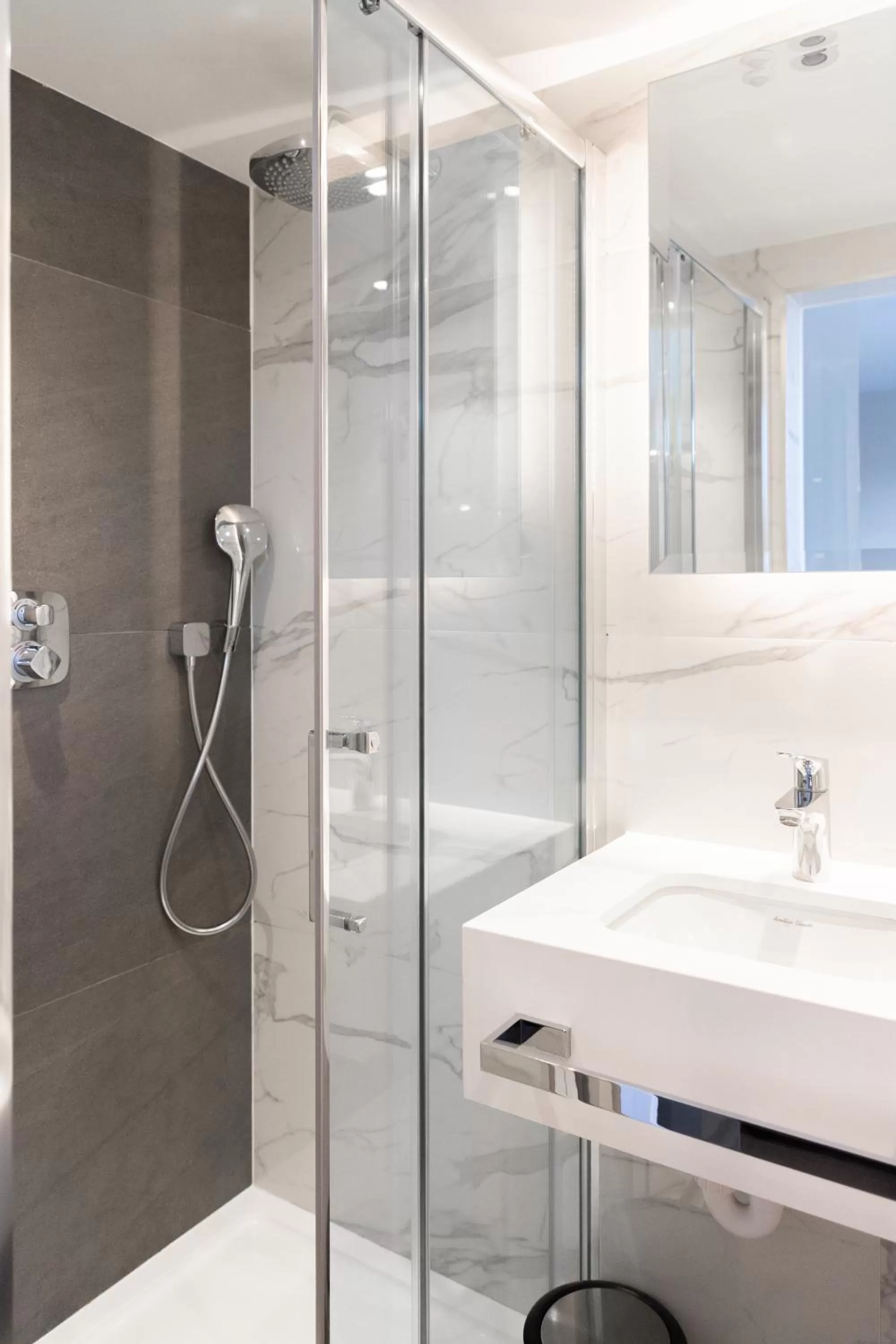 Merit Kensington Hotel