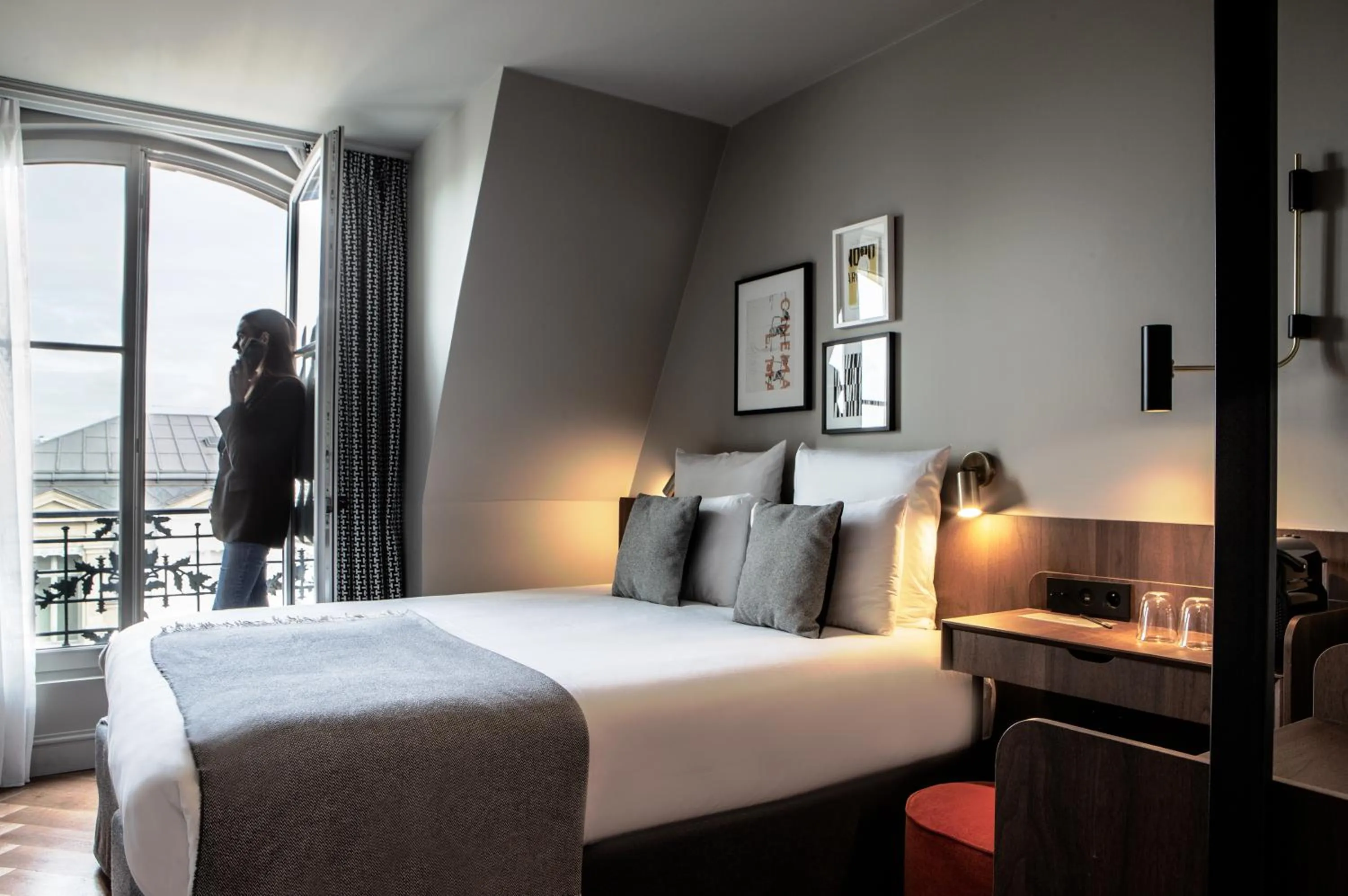 Bed in Hotel Flanelles Paris