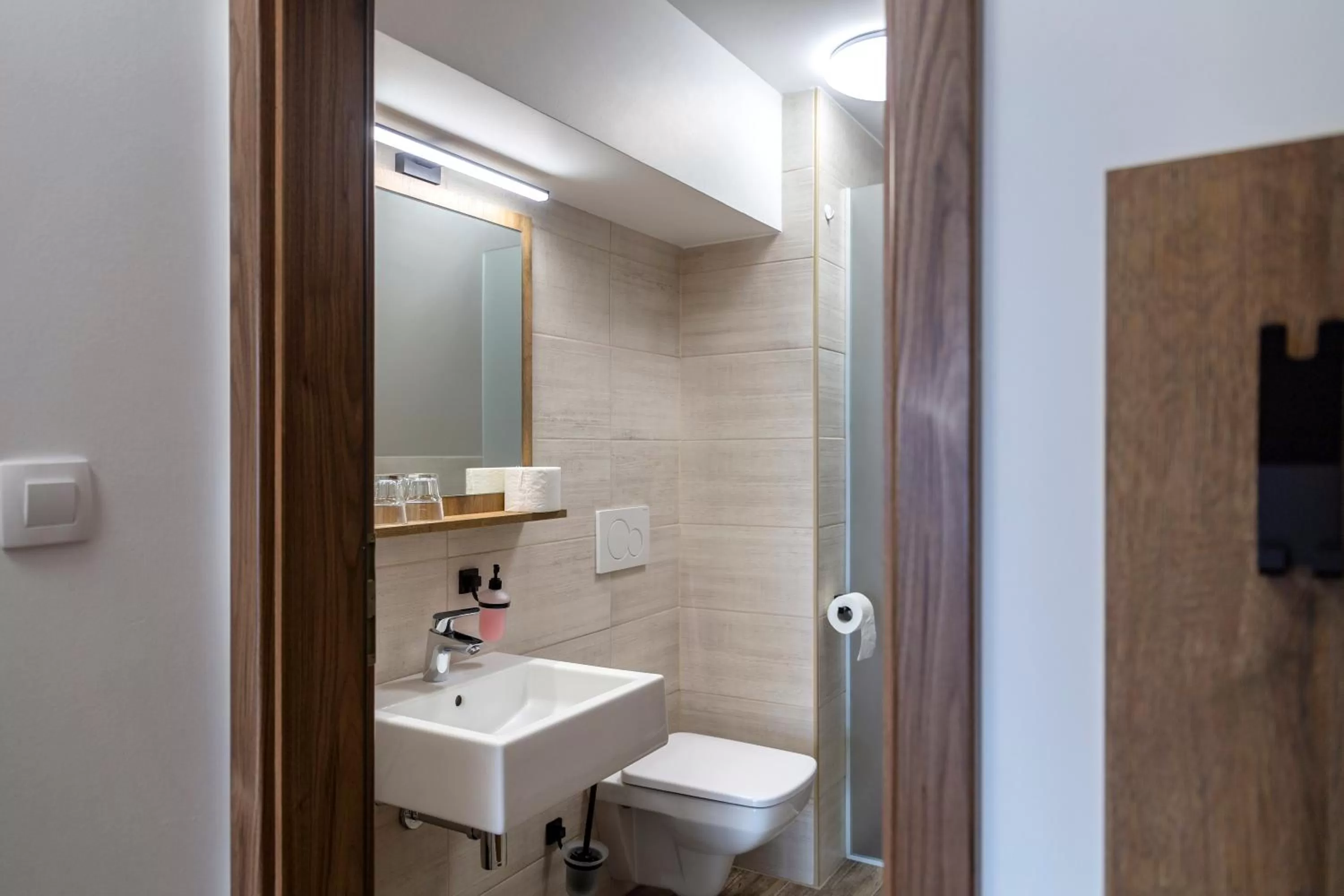 Toilet in Vila Marin Miler