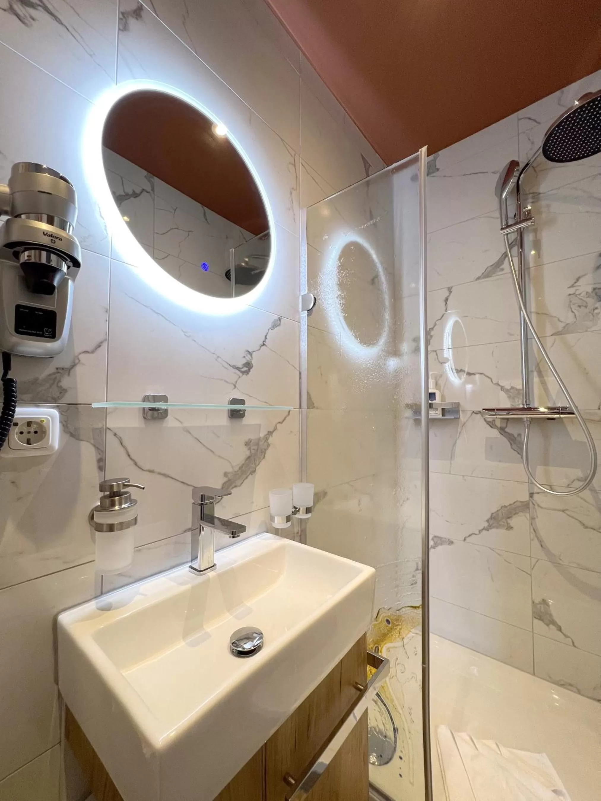 Bathroom in Hotel Schlossblick Chiemsee