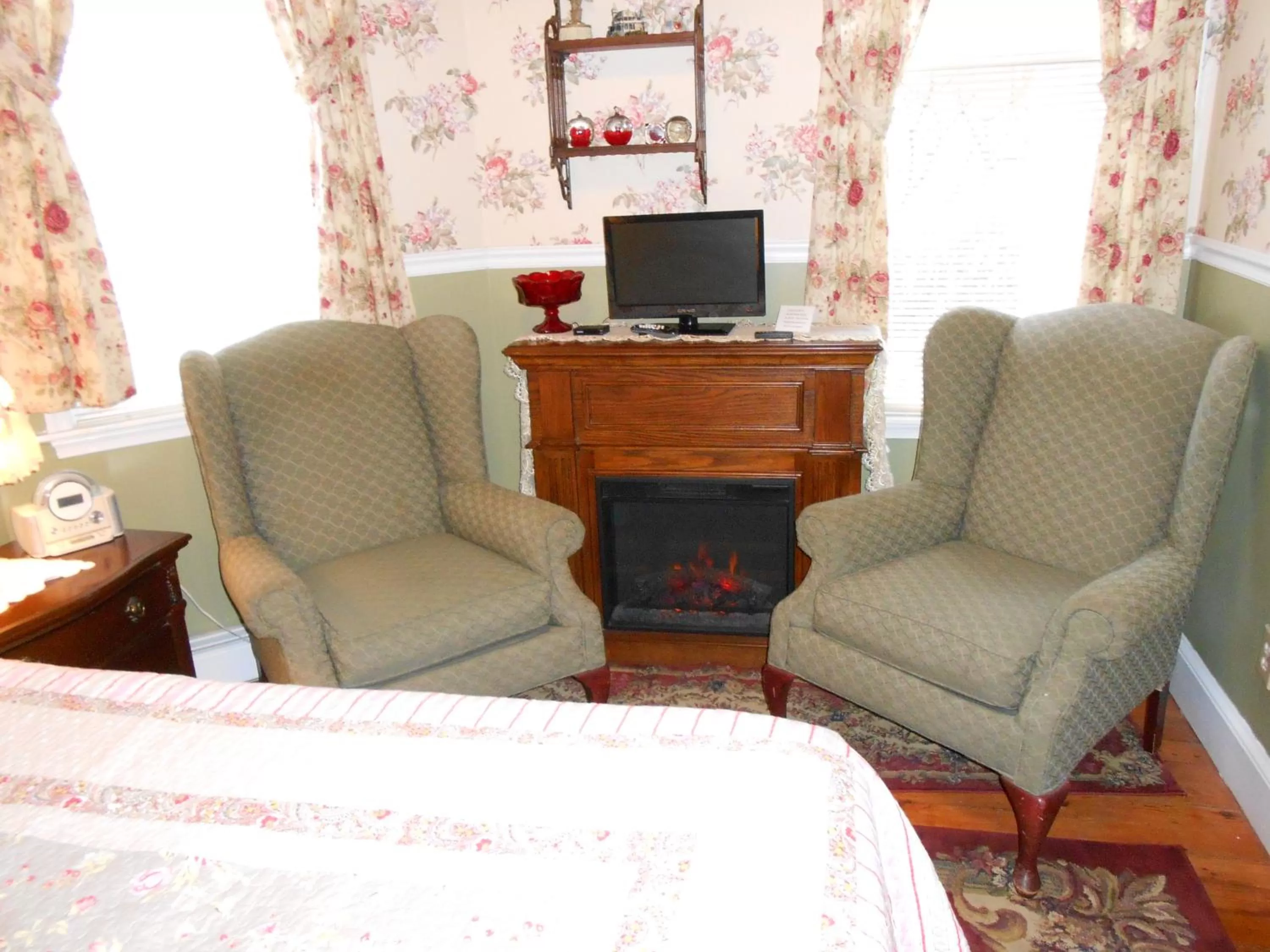 Day in Angel of the Sea Bed and Breakfast