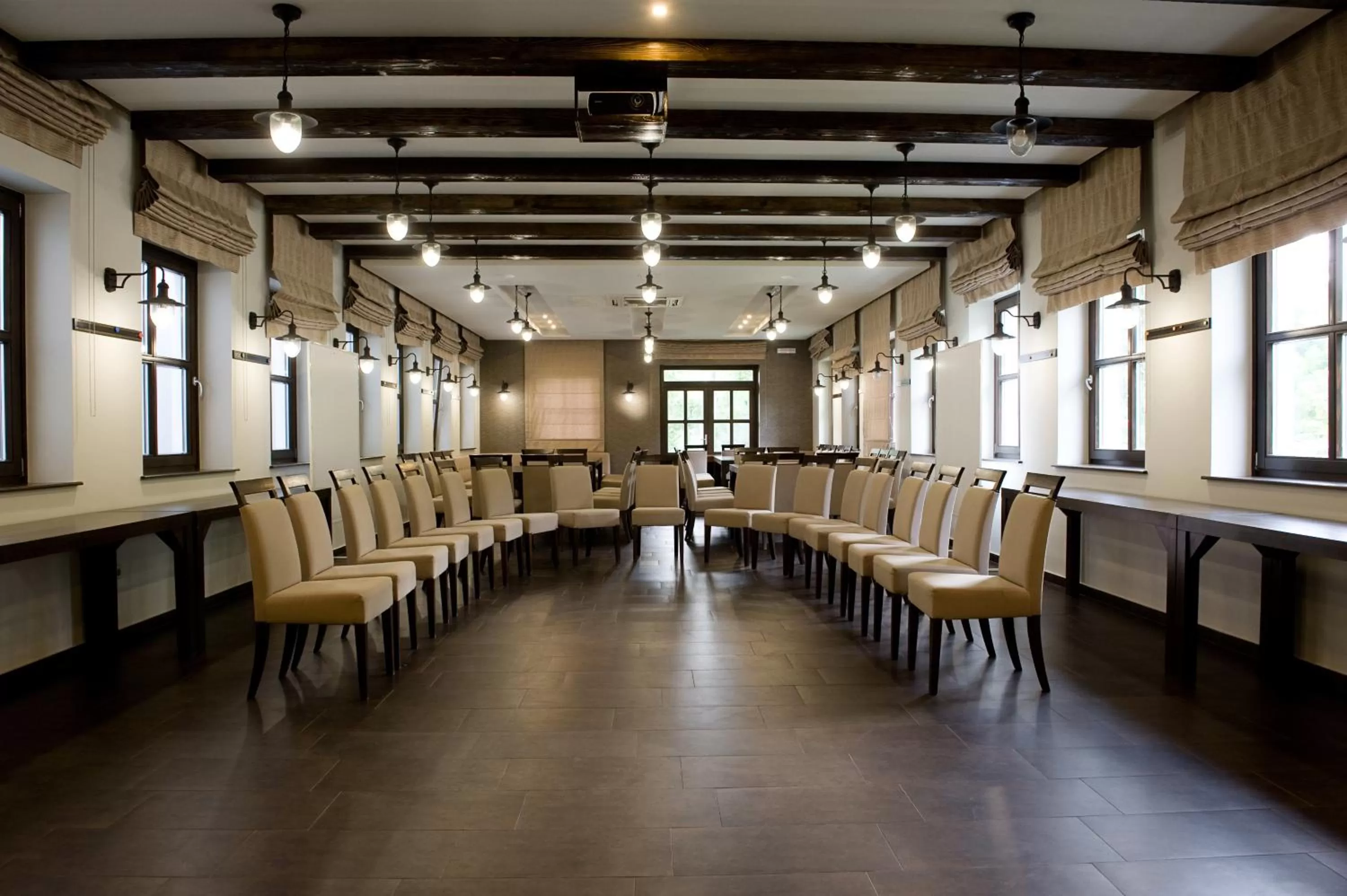 Communal lounge/ TV room in Varga Tanya Hotel