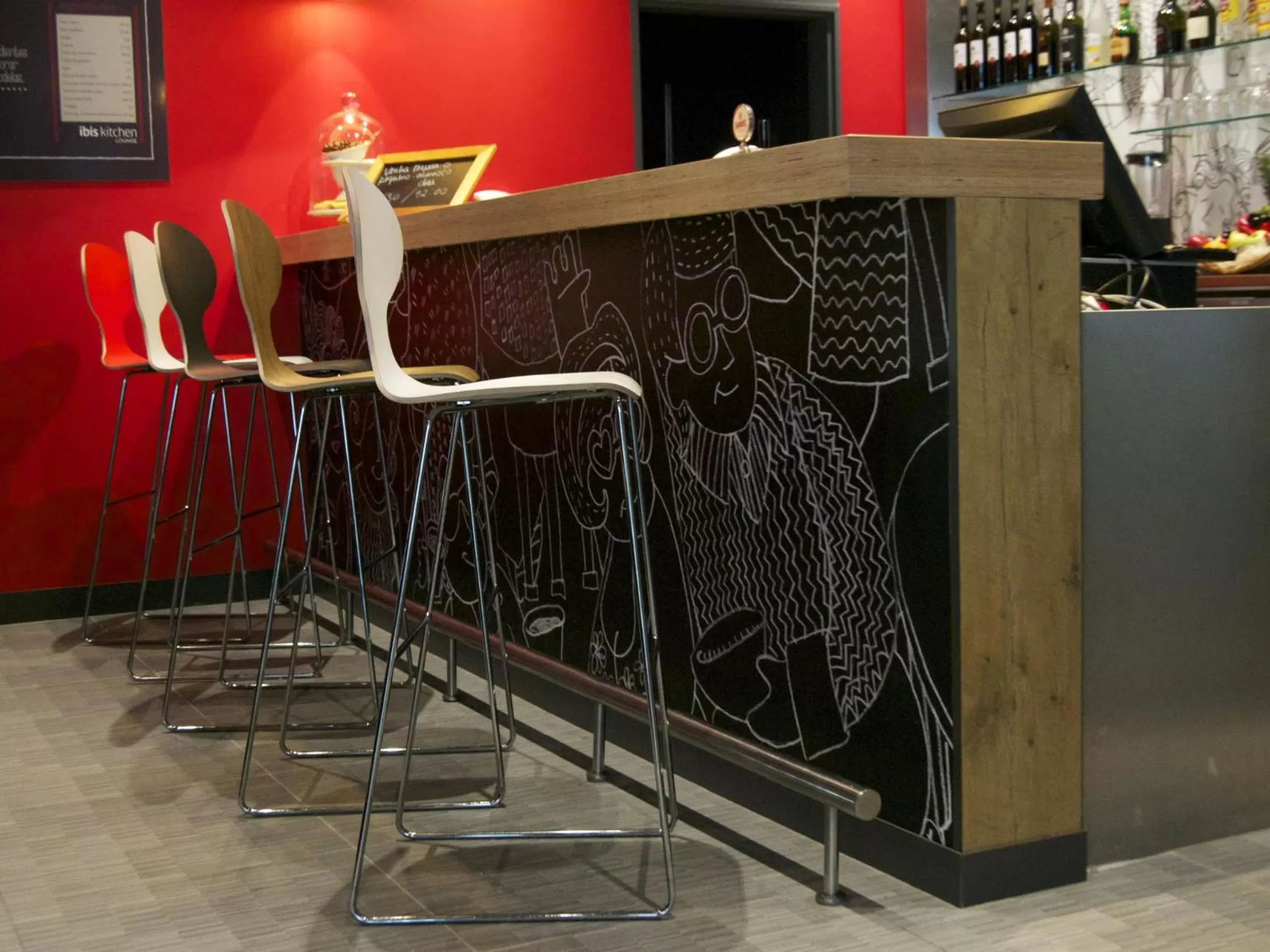 Restaurant/places to eat in Hotel ibis Lisboa Saldanha