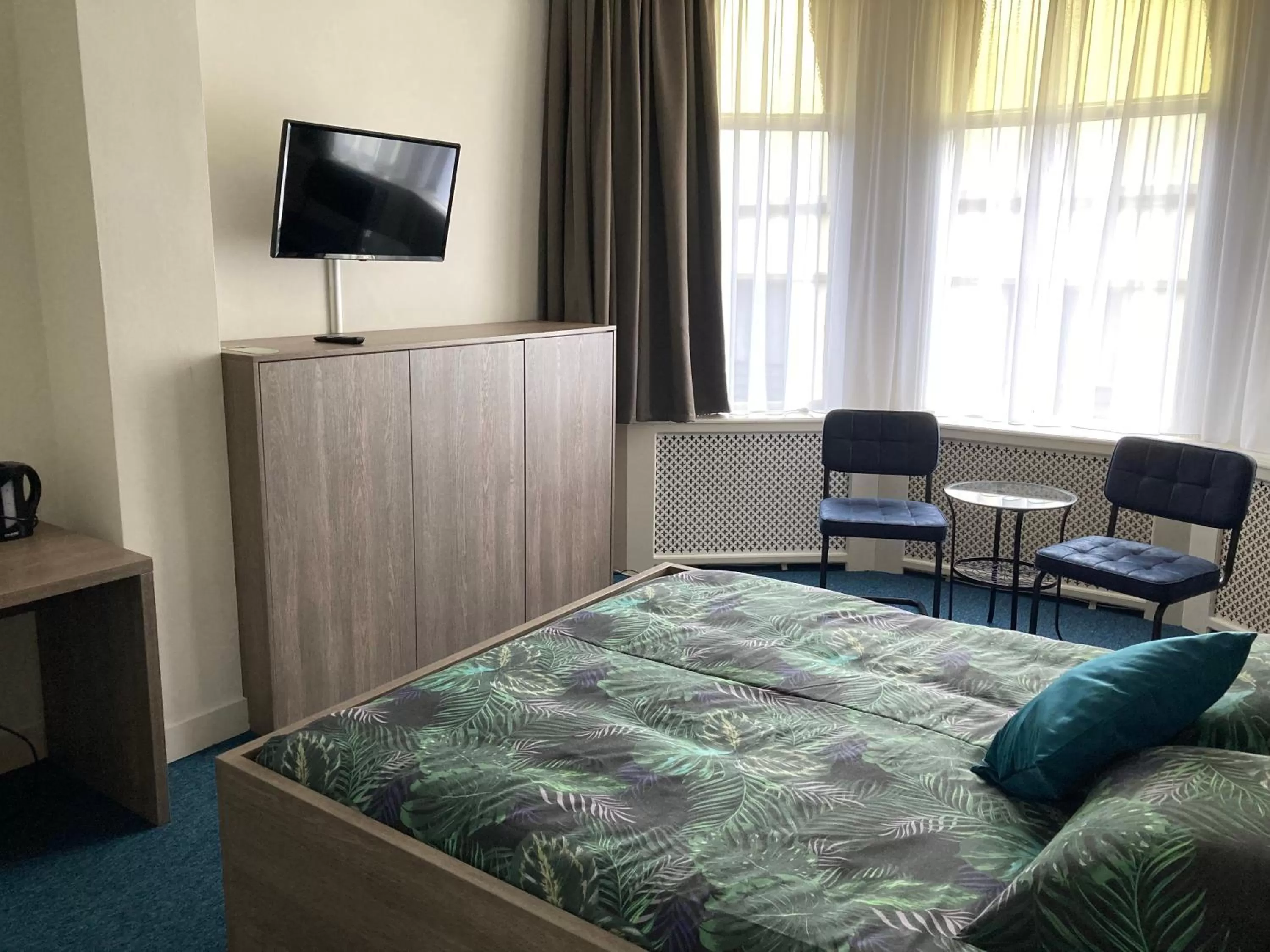 Bedroom, Bed in Hotel Poseidon