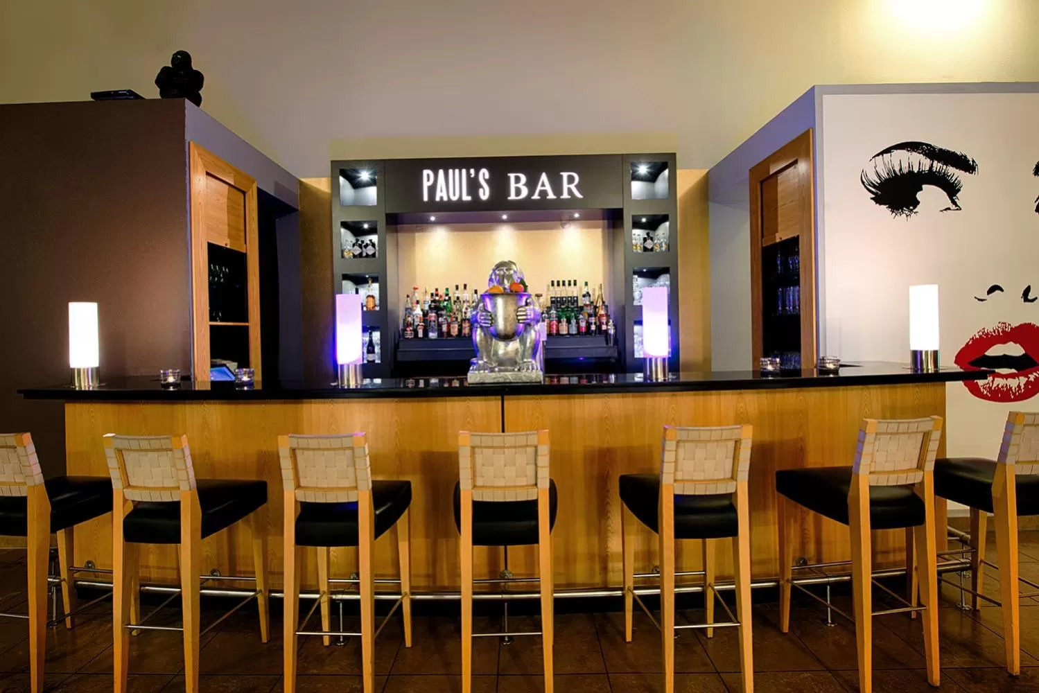 Lounge or bar in Offenbach Plaza Hotel